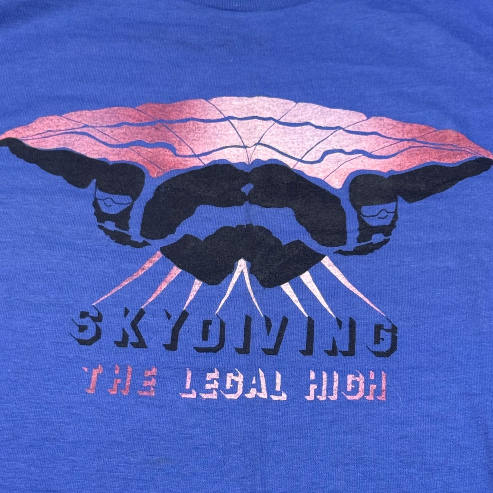Hanes VINTAGE Skydiving Shirt Mens L Blue The Legal High Graphic Hanes USA 90s Mens Shirt Size US L / EU 52-54 / 3 - 2 Thumbnail