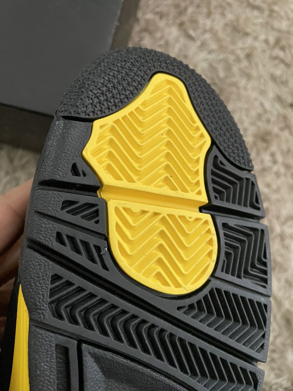 Jordan Brand Jordan 4 Thunder Size US 6 / IT 36 - 11 Thumbnail