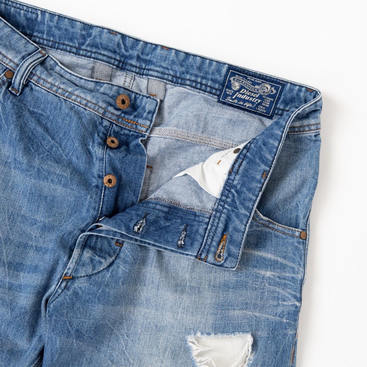 Diesel Diesel Kroshort Men Blue Denim Shorts Distressed Knee Length Size US 32 / EU 48 - 4 Thumbnail
