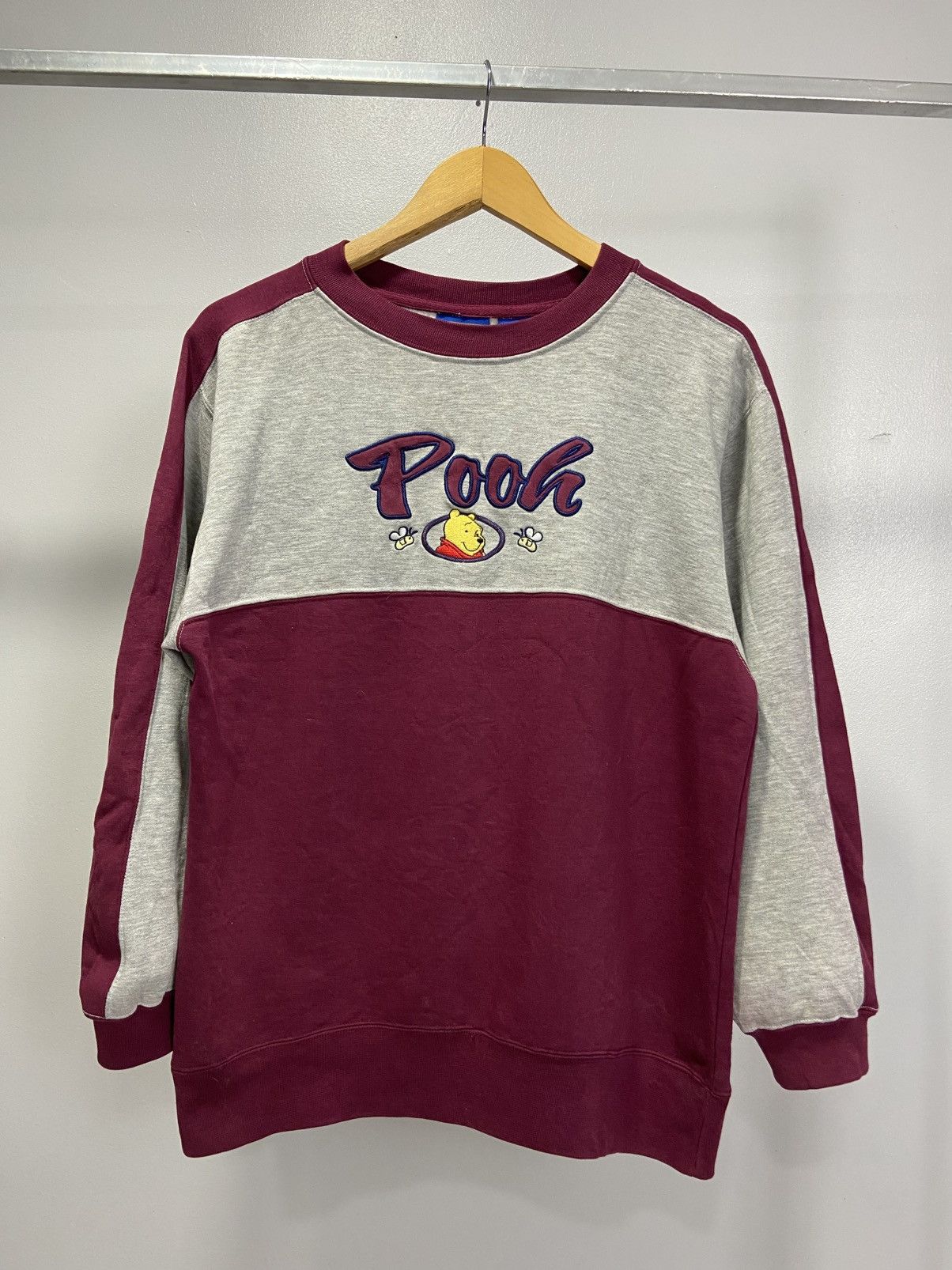 Disney × Japanese Brand Disney Pooh embroidery logo sweatshirt Size US S / EU 44-46 / 1 - 1 Thumbnail