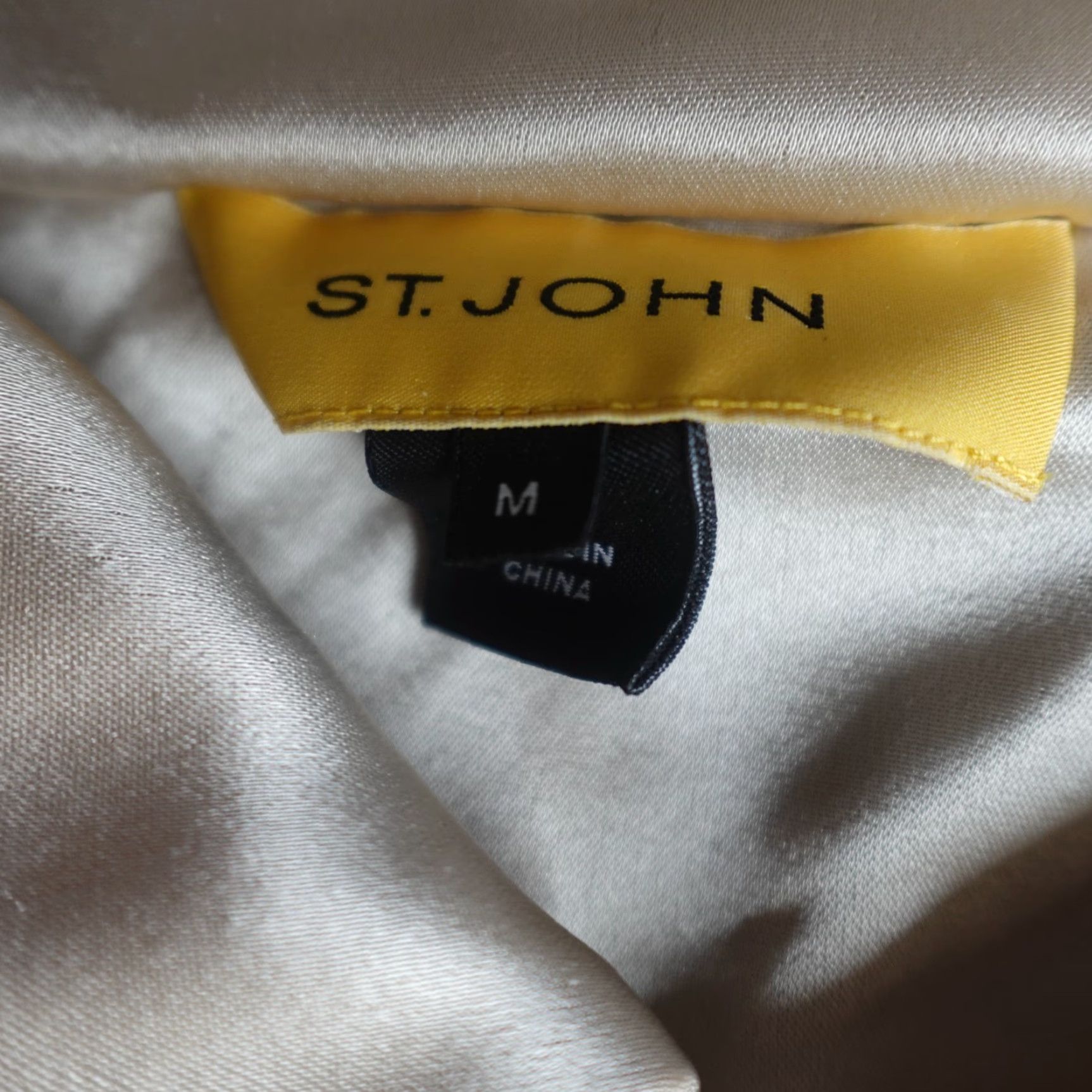 St. John St. John Womens Jacket Medium Beige Gold Solid Windberaker Size M / US 6-8 / IT 42-44 - 2 Thumbnail