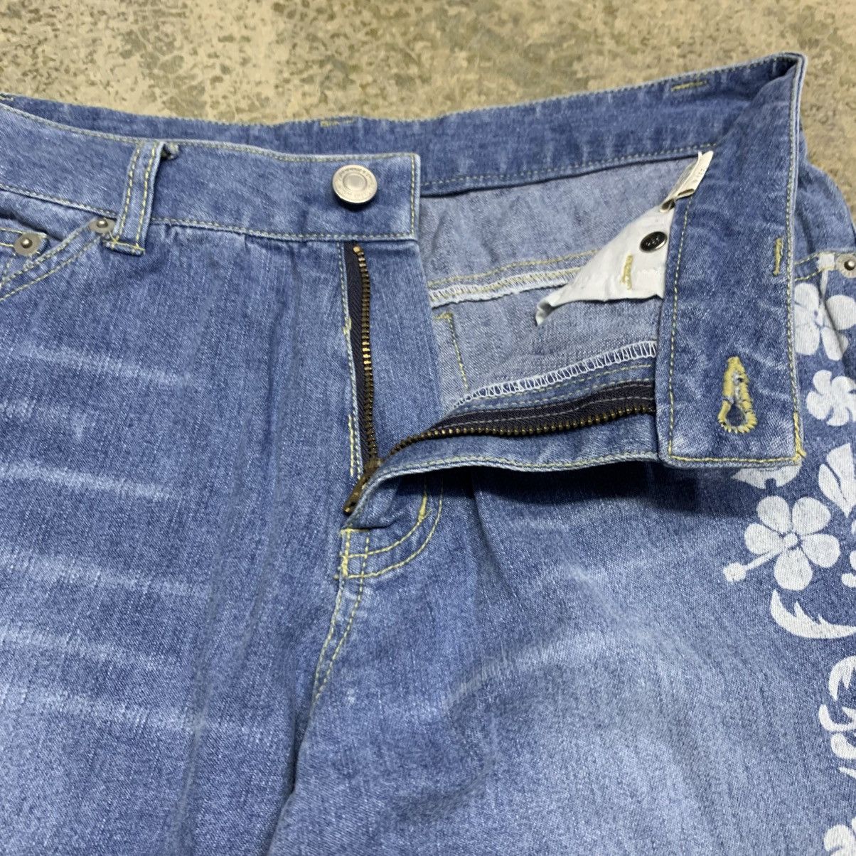 Japanese Brand Vintage Floral Flare Jeans Y2K Japanese Aesthetic Denim Size 26" / US 2 / IT 38 - 7 Thumbnail