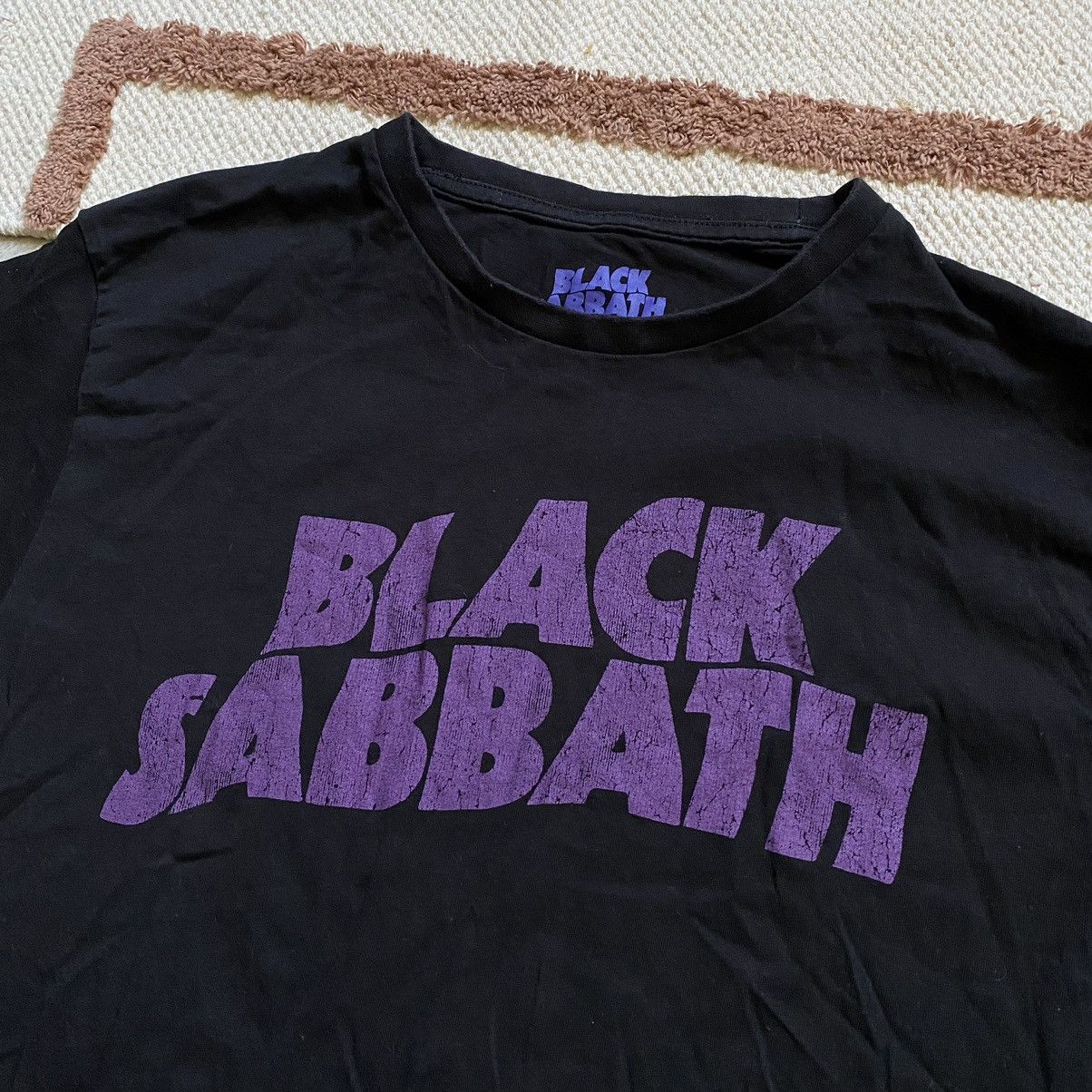 Band Tees BLACK SABBATH Y2K PURPLE LOGO T SHIRT Size US M / EU 48-50 / 2 - 2 Thumbnail