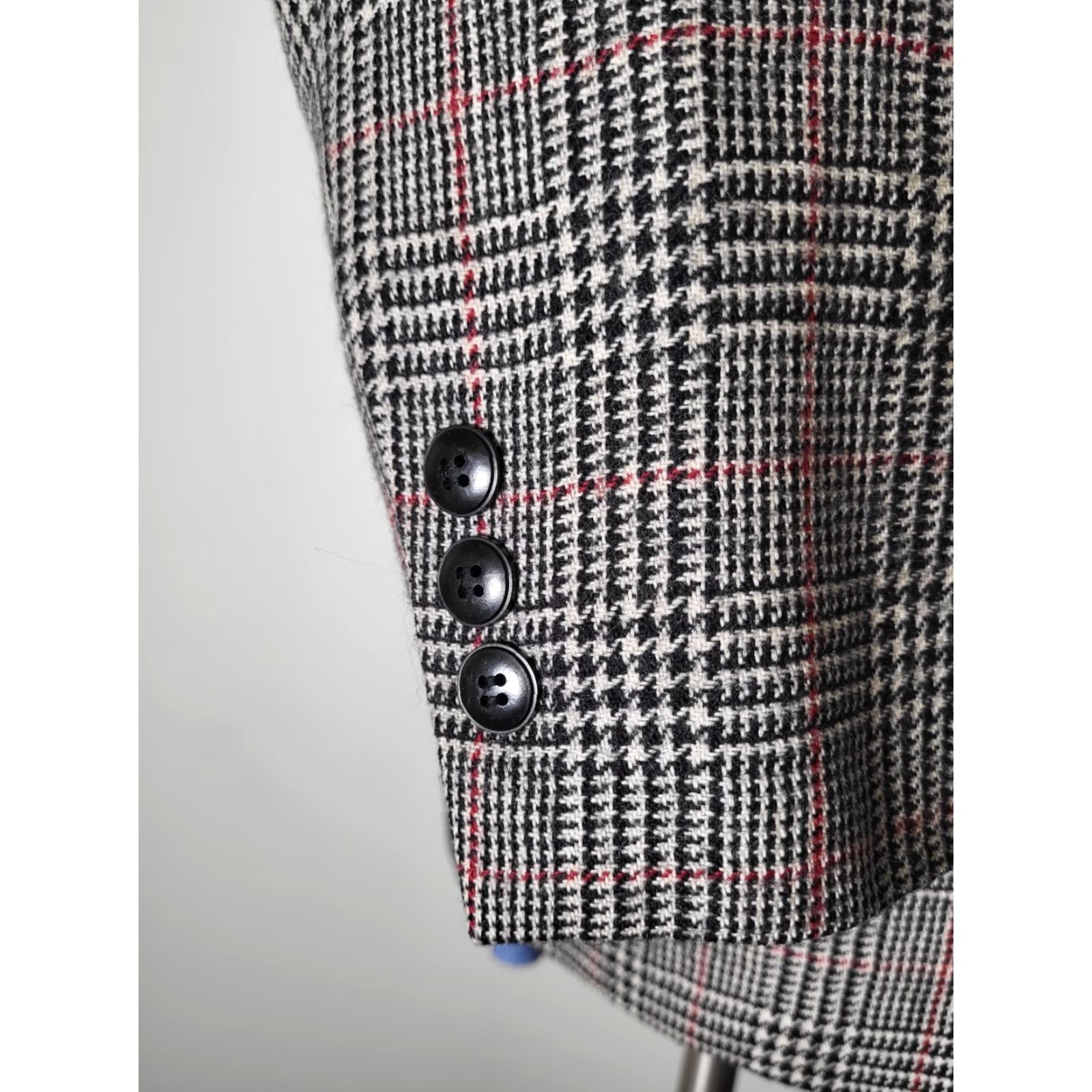 Doublet VINTAGE lansons Blazer Men 38S Double Breasted Peak Lapel Plaid Wool Silk Polyester Blazer Short Length Black Red White 90s Sports Mens Size 38R - 3 Thumbnail