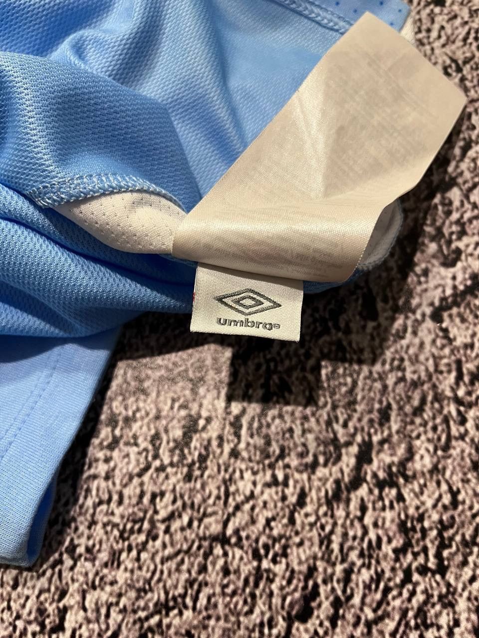 Umbro × Vintage Manchester City 2011-2012 Home Shirt Jersey Soccer Umbro Size US S / EU 44-46 / 1 - 14 Thumbnail