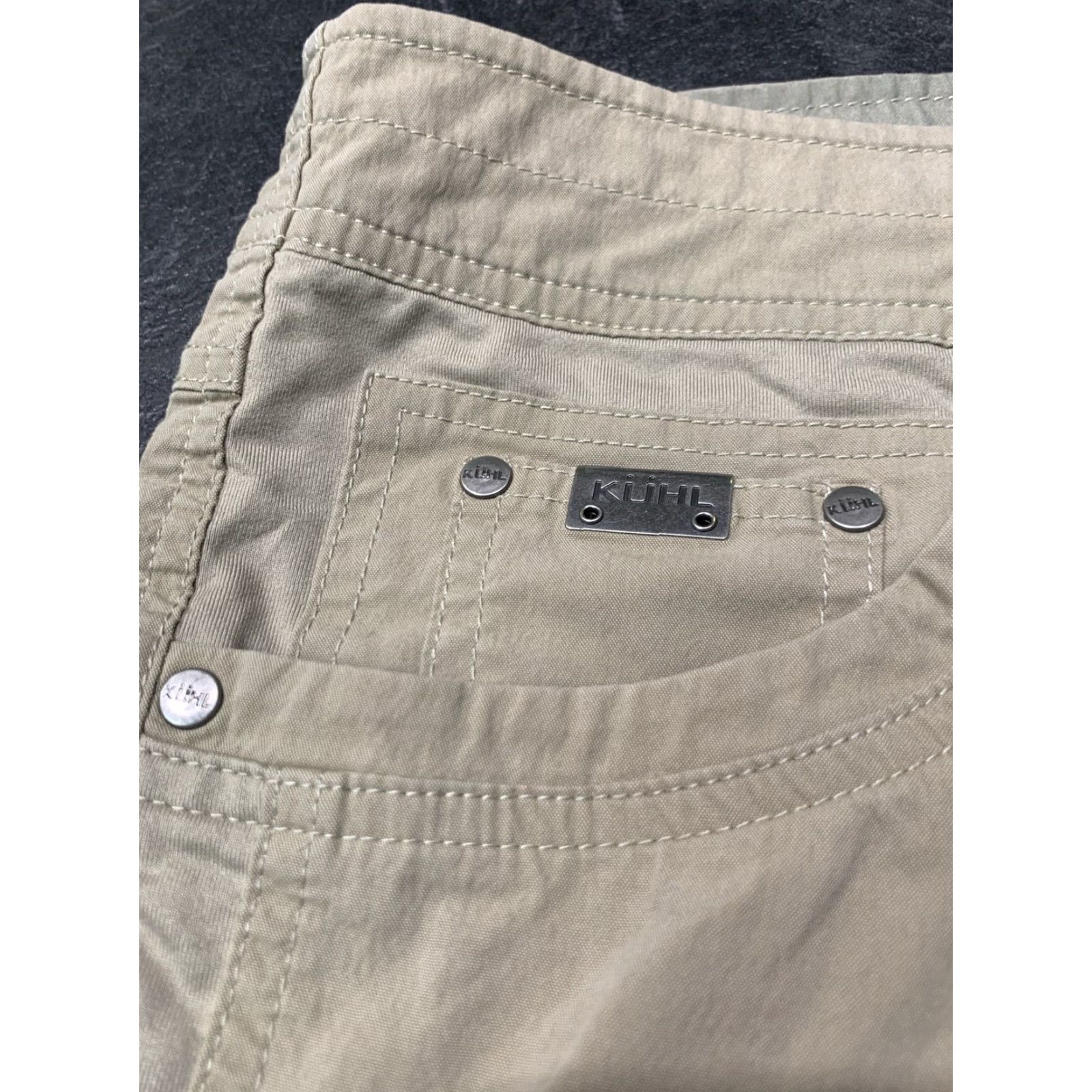 Vintage KUHL Cargo Shorts Men's Size 38 Beige Nylon Spandex Preowned Size US 38 / EU 54 - 3 Thumbnail