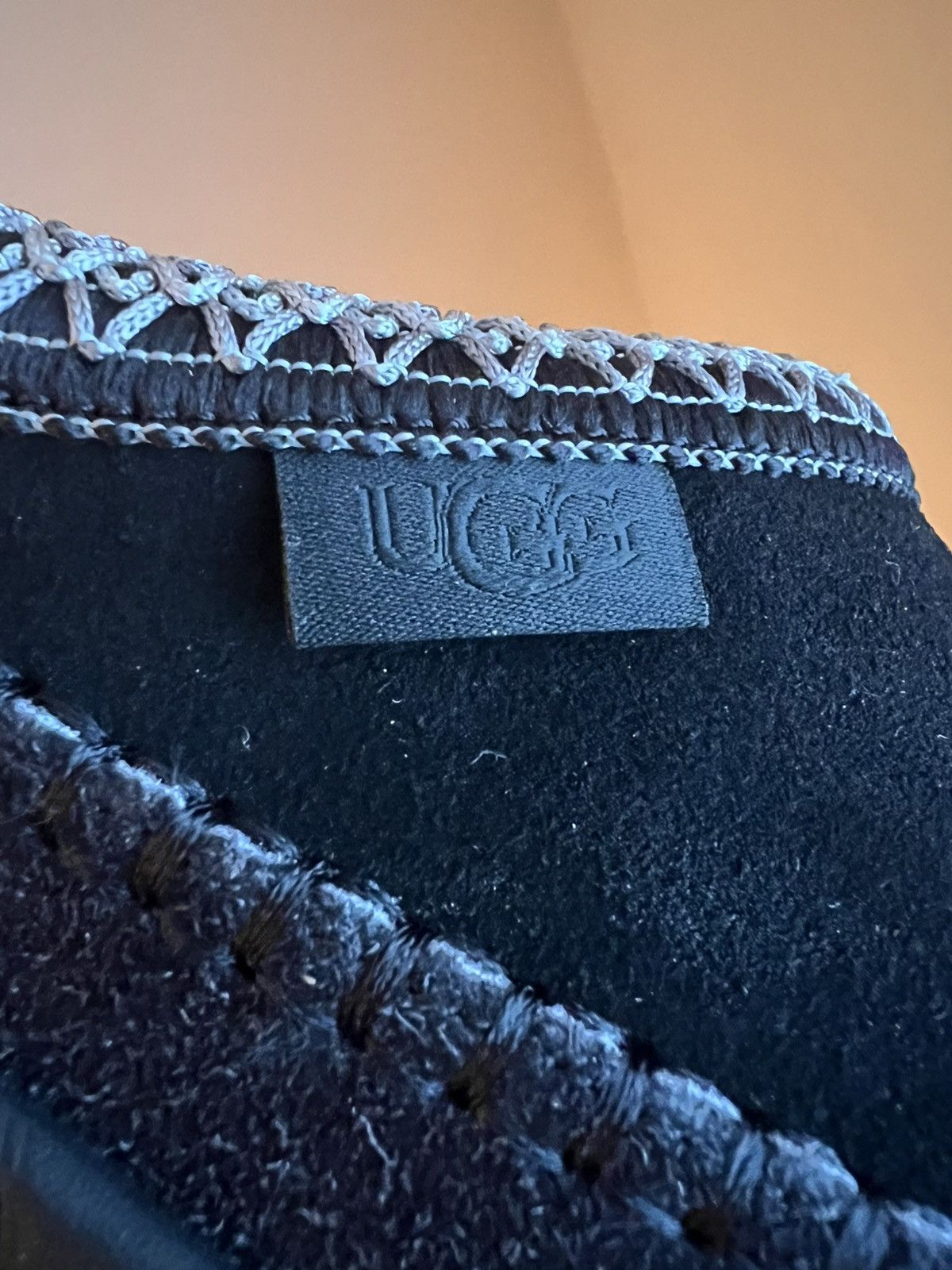 Ugg Ugg Venture Daze Black US M9/W10 Size US 9 / EU 42 - 9 Thumbnail