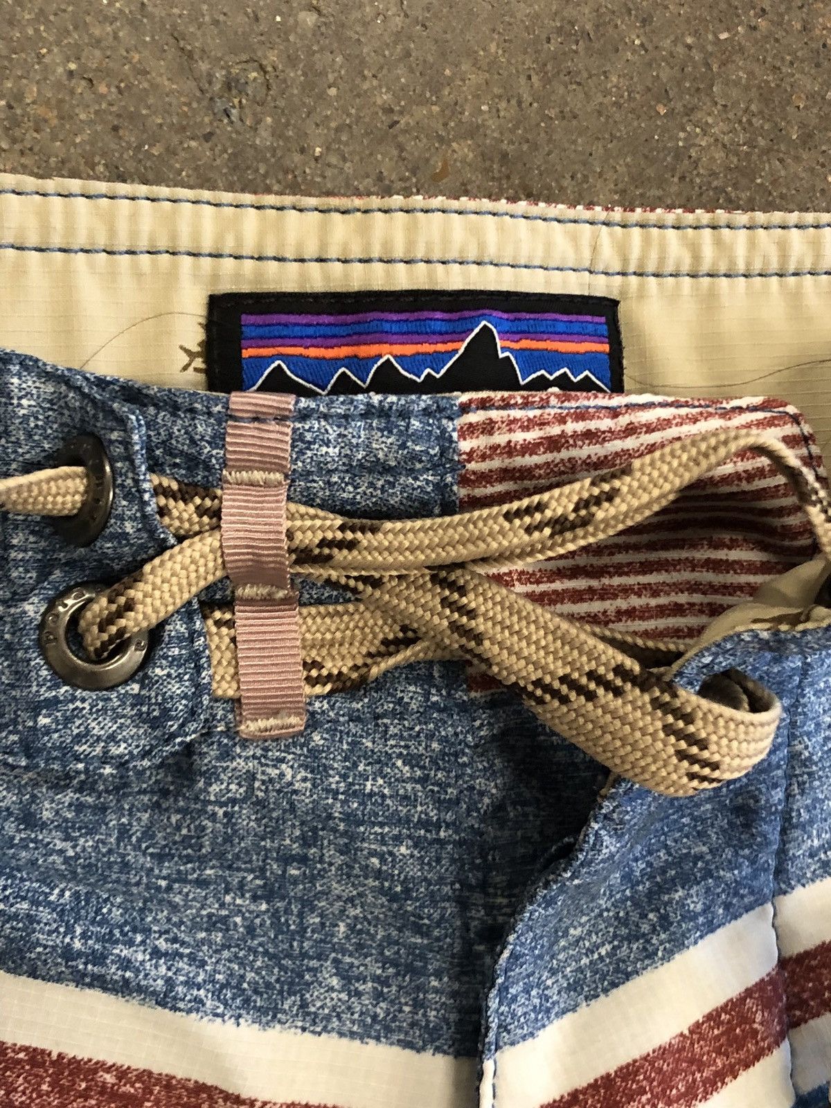 Patagonia Patagonia Swim Trunks Size US 38 / EU 54 - 6 Thumbnail