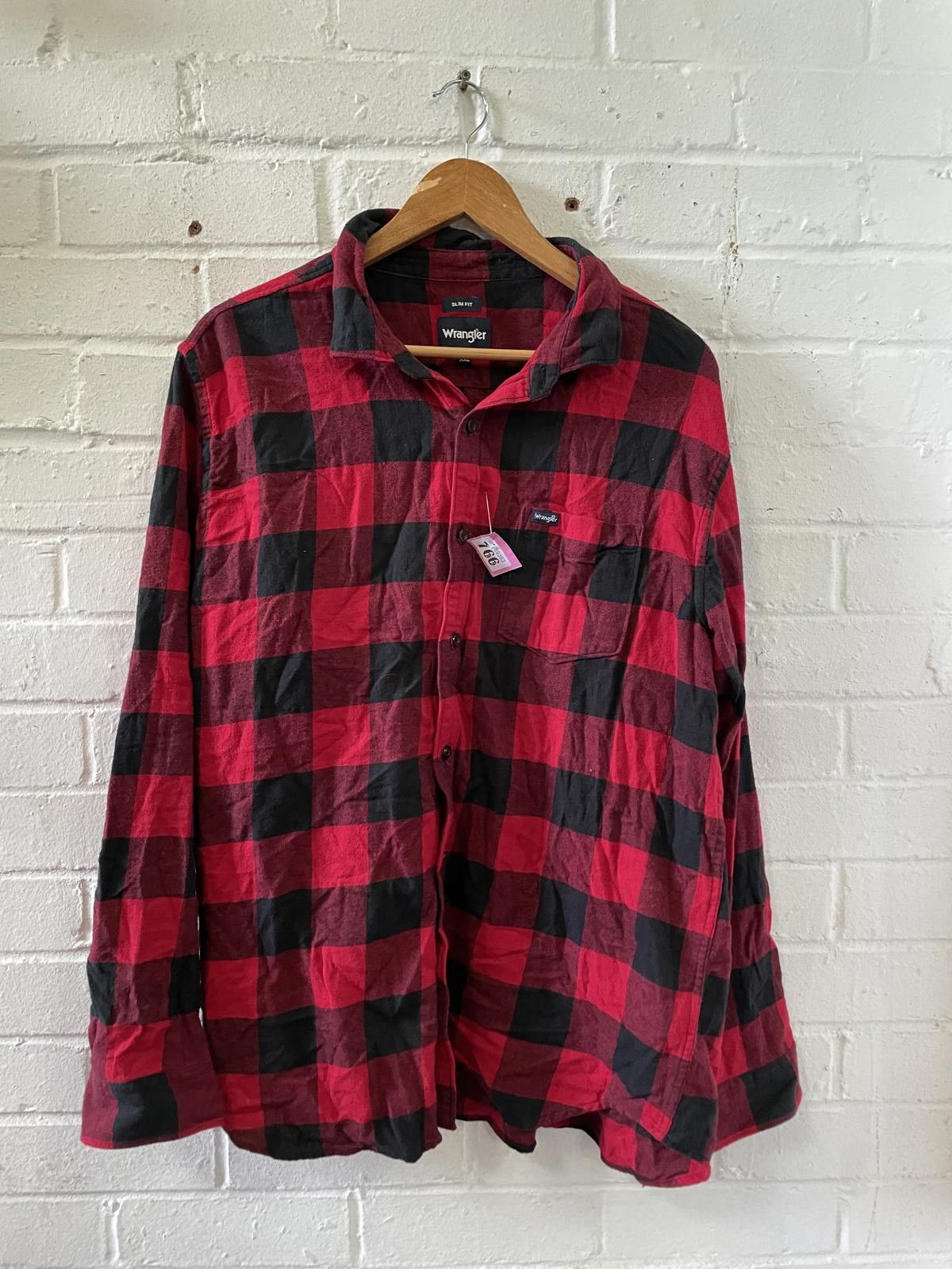 Wrangler Wrangler Slim Fit XXL Red and Black Plaid Men's Casual Shirt Size US XXL / EU 58 / 5 - 1 Thumbnail