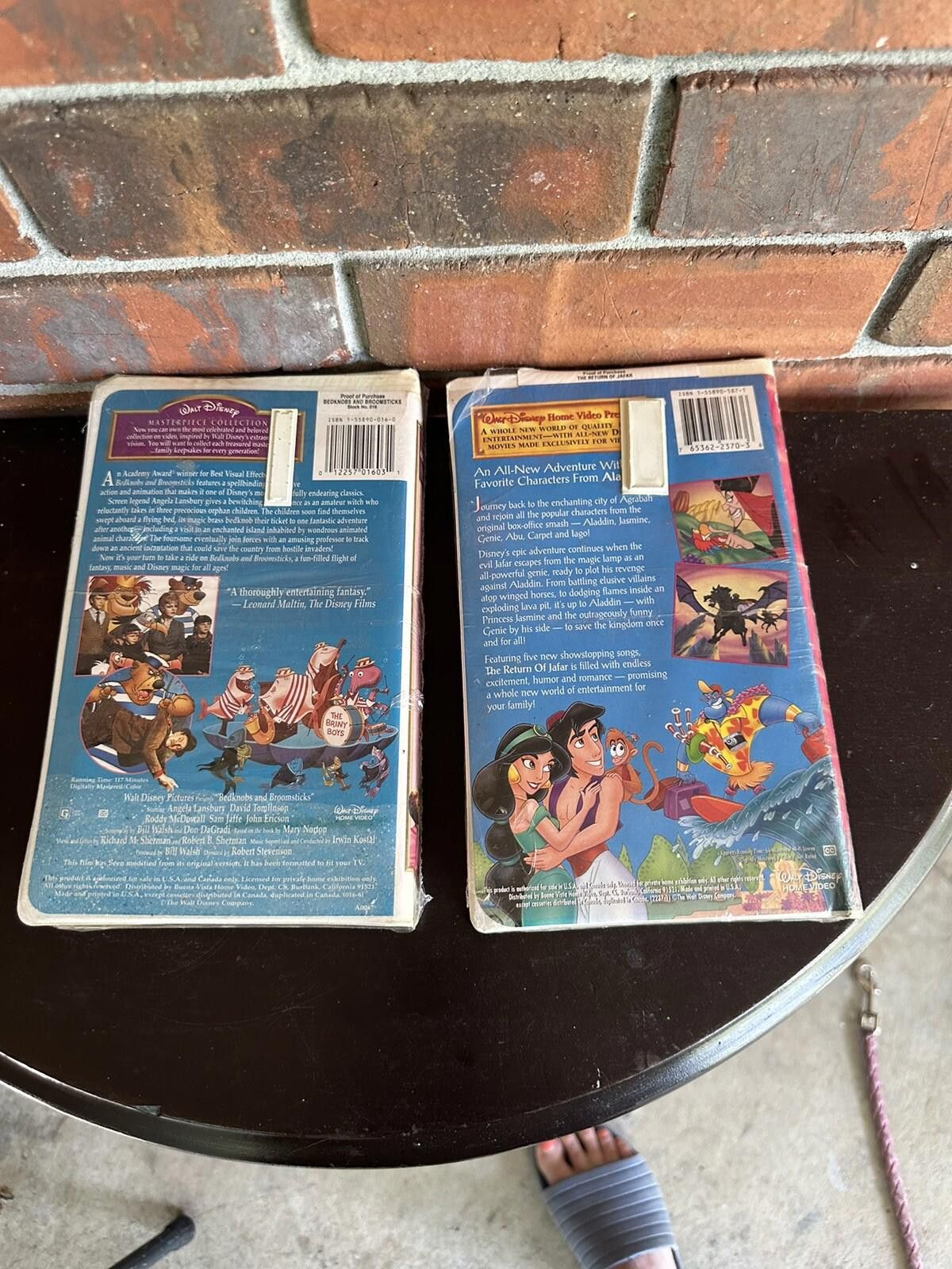 Designer 2 Disney Clamshell VHS Return Of Jafar And Bedknobs And Size ONE SIZE - 3 Thumbnail