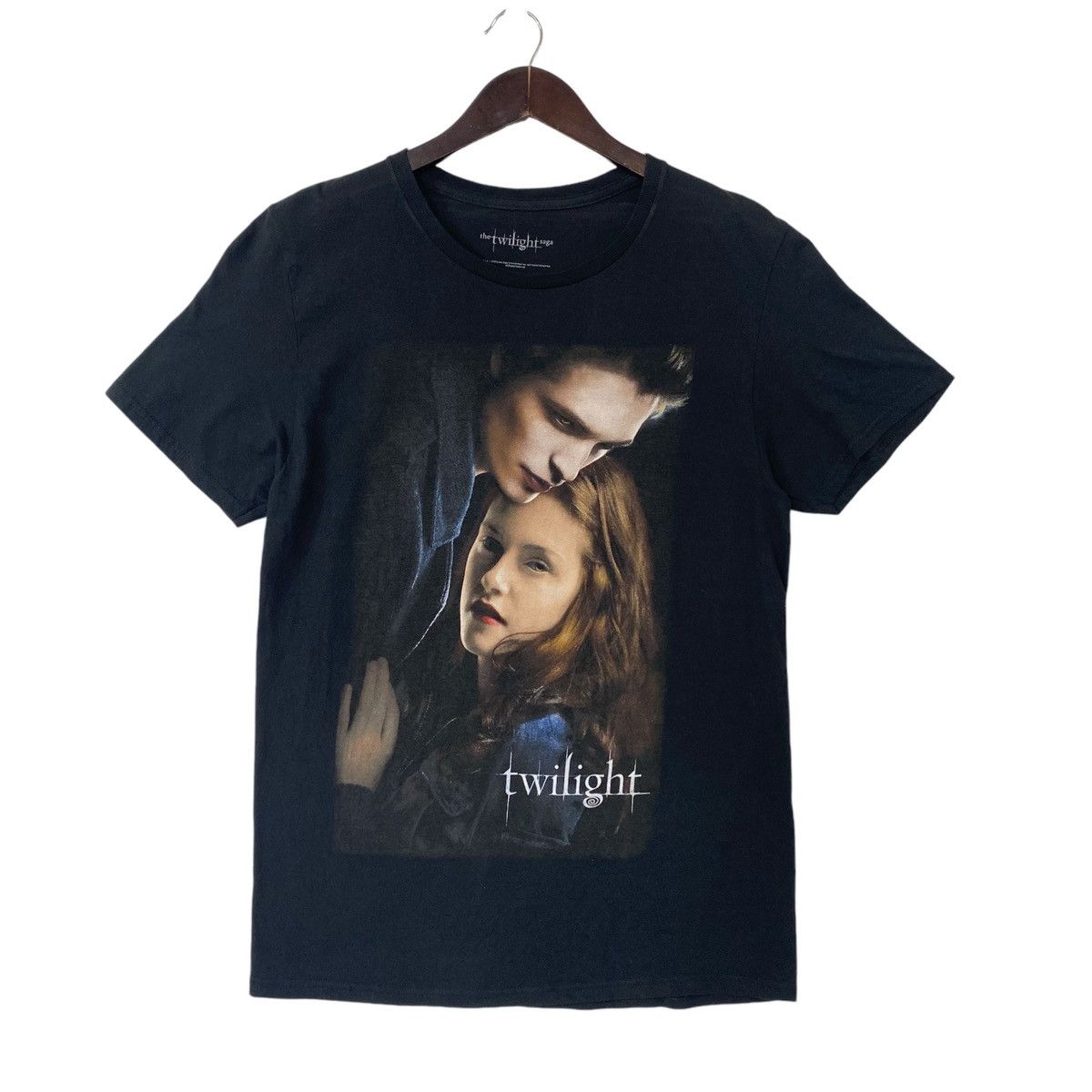 Expert Horror 💥TWILIGHT SAGA series romance fantasy films movie tee shirt Size US M / EU 48-50 / 2 - 1 Thumbnail