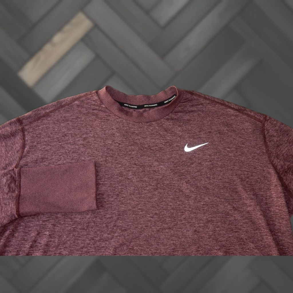 Nike Nike Men's T Shirt XXL Running Long Sleeve Activewear Purple 2XL Mens Size US XXL / EU 58 / 5 - 1 Thumbnail