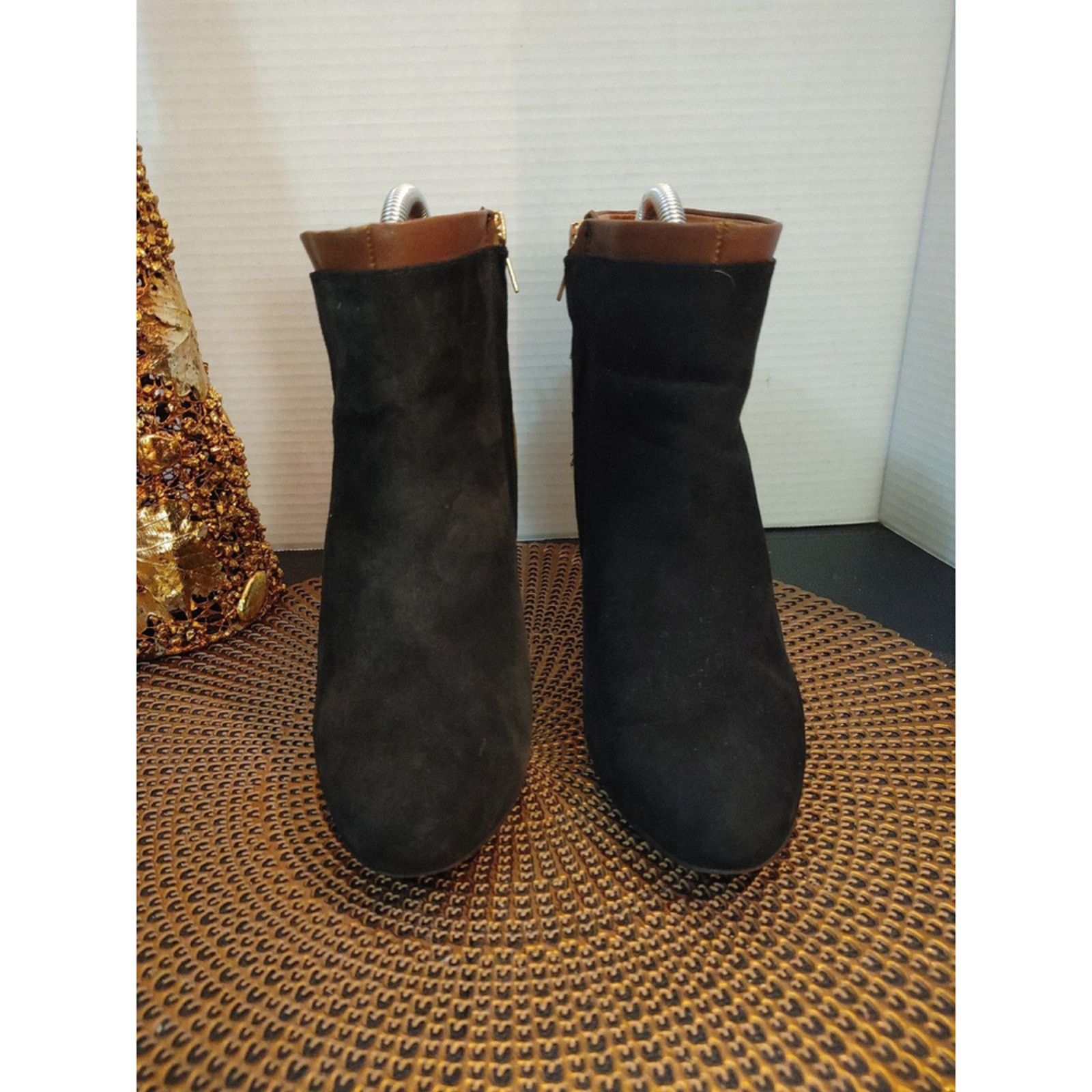 Banana Republic Banana Republic Heeled Booties Size 10M Size US 10 / IT 40 - 2 Thumbnail