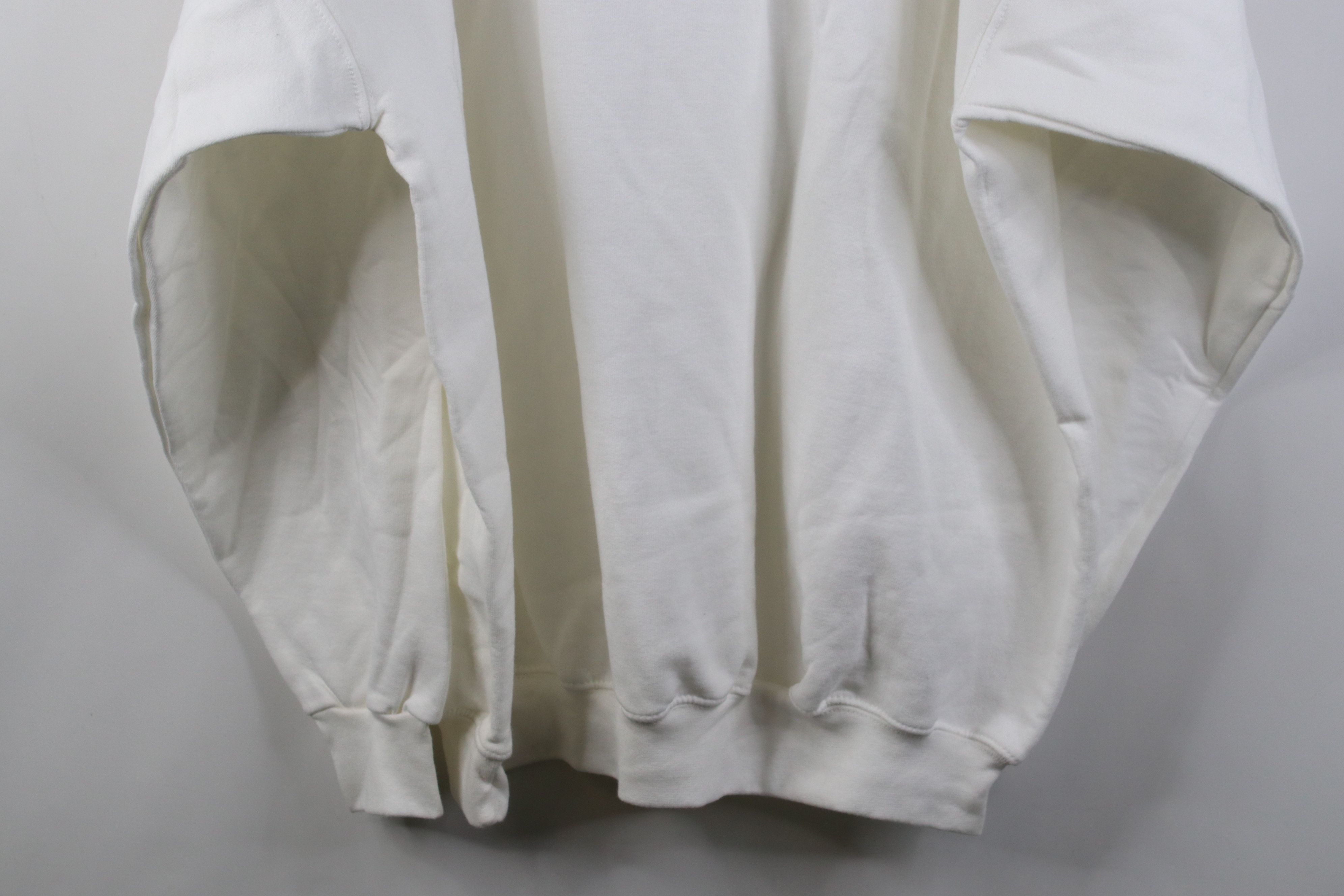 Vintage Vintage 90s Y2K Streetwear Crewneck Sweatshirt White Size US XXL / EU 58 / 5 - 11 Thumbnail