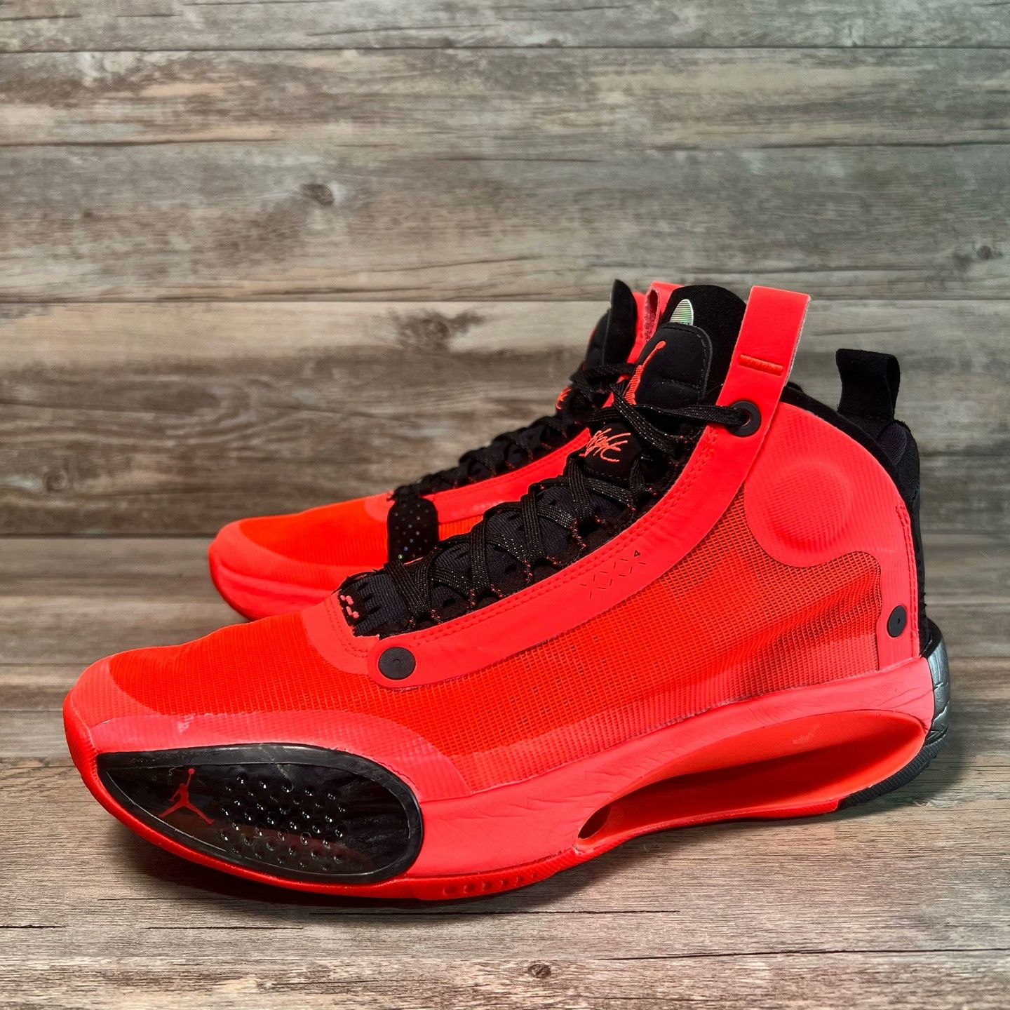 Nike Nike AJ34 Red Lowtop Sneakers 34 Men Size US 5 / EU 37 - 1 Thumbnail