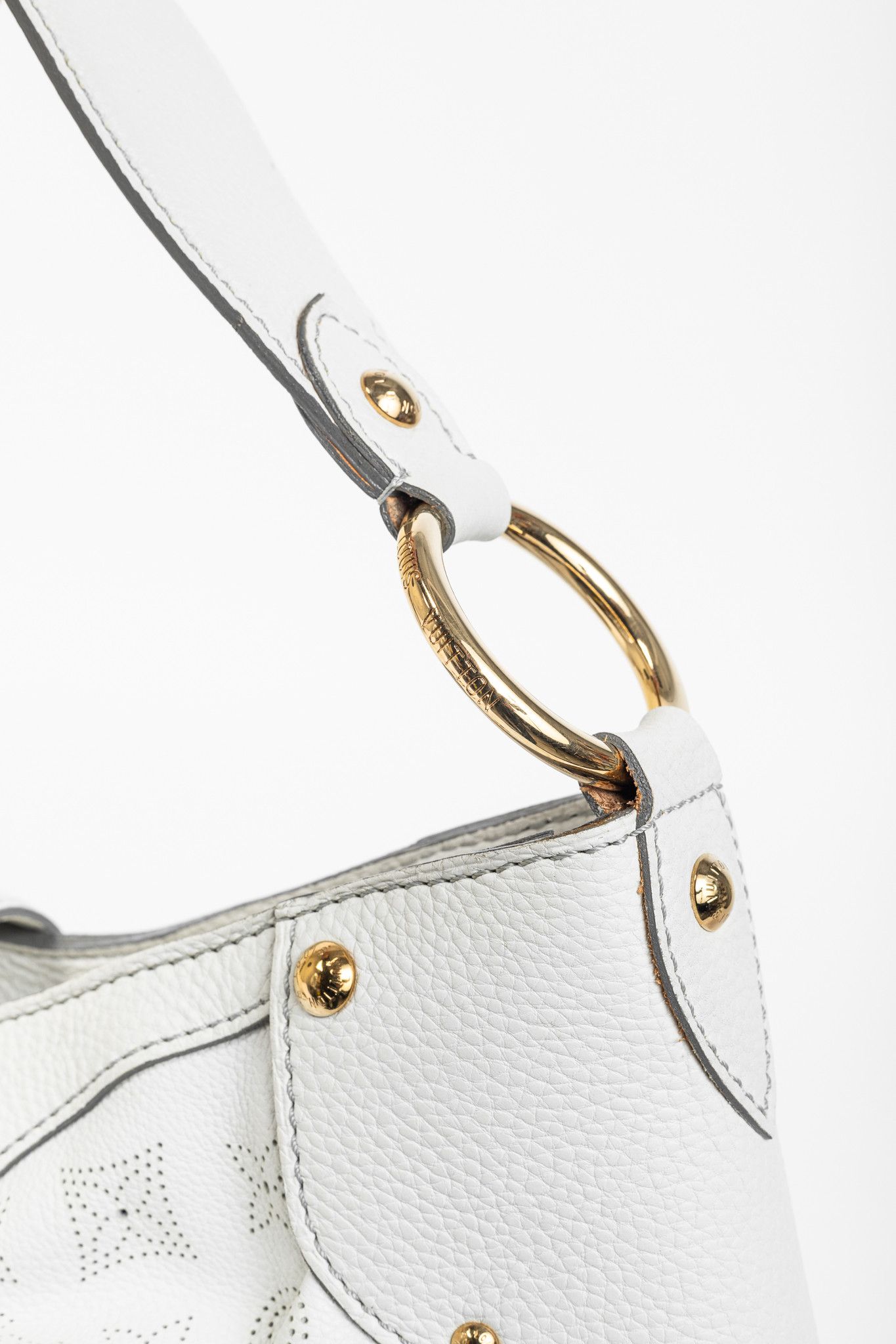 Louis Vuitton Louis Vuitton Solar GM White Mahina Perforated Leather Hobo Size ONE SIZE - 8 Thumbnail