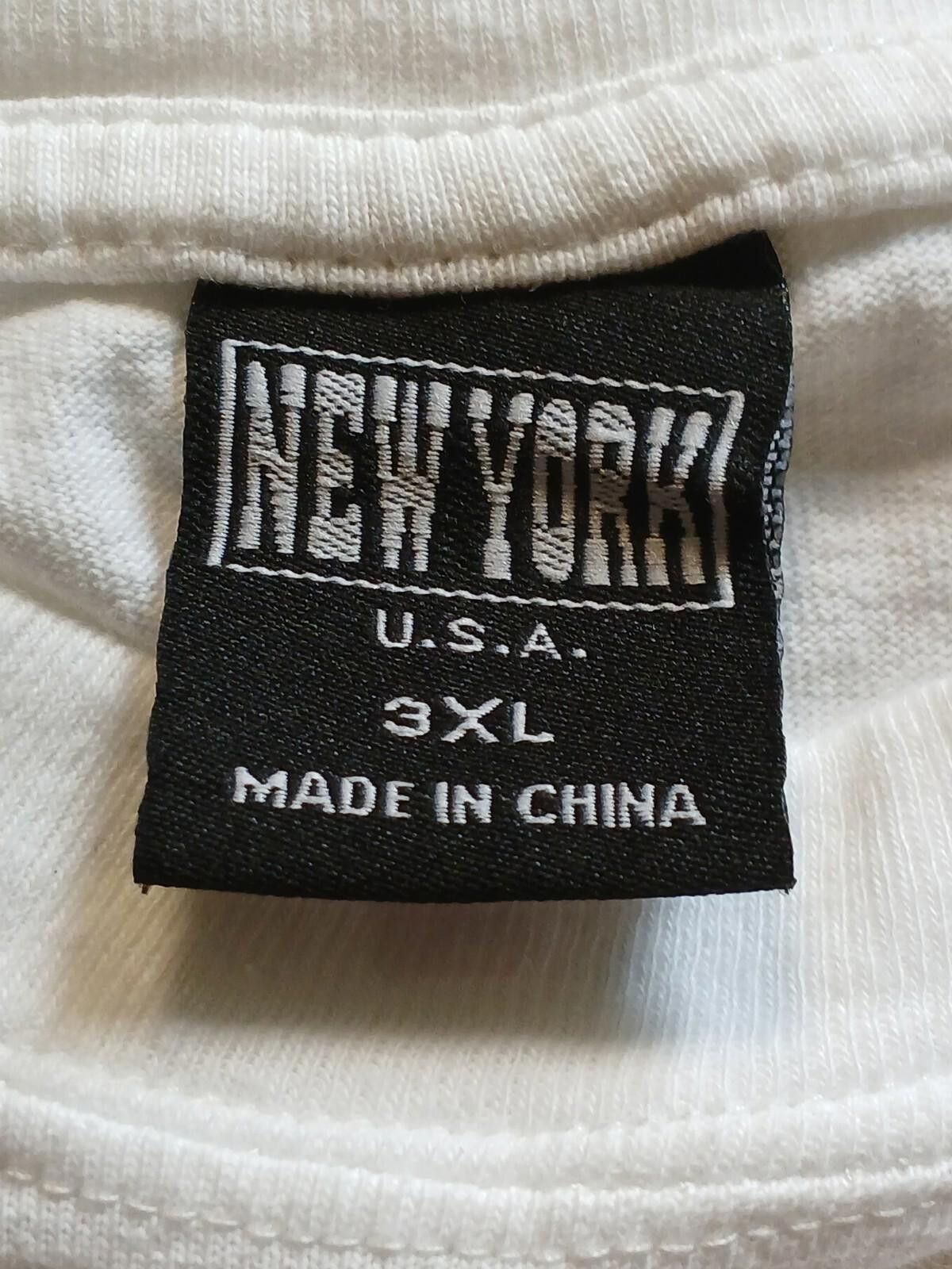 New York Yankees Tupac Me Against The World Hip Hop T-Shirt 3XL 23"x 31" VTG Size US XL / EU 56 / 4 - 4 Thumbnail