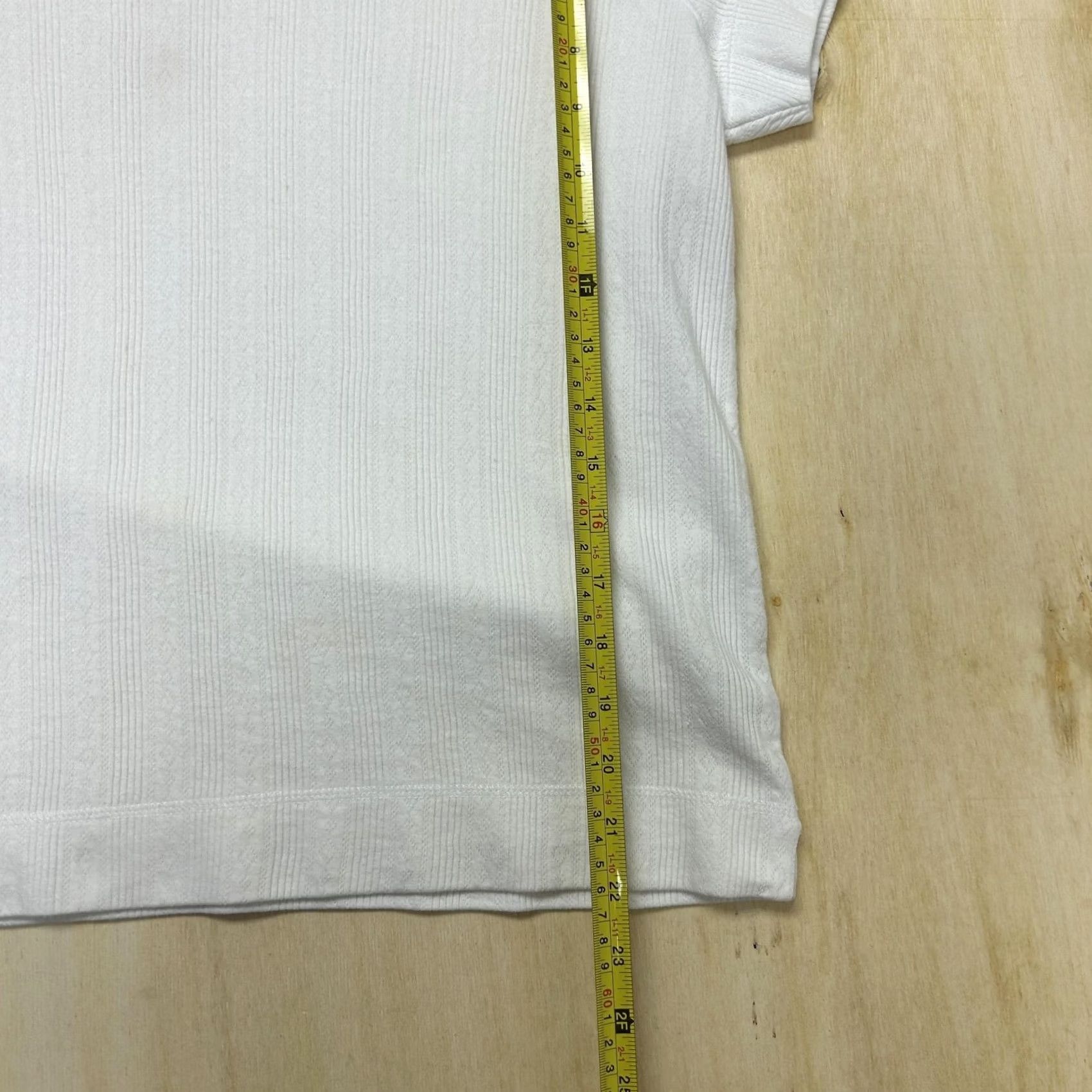 Basic Editions VINTAGE Basic Editions Shirt Womens Medium White Henley Rib Knit Short Top Size M / US 6-8 / IT 42-44 - 5 Thumbnail