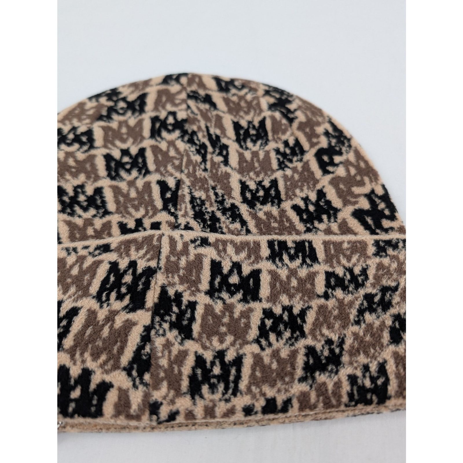 Amiri o1rshd1 Q:4 / Size: OS / MA Swirl Beanie Cap / Hat in Camel Size ONE SIZE - 3 Thumbnail