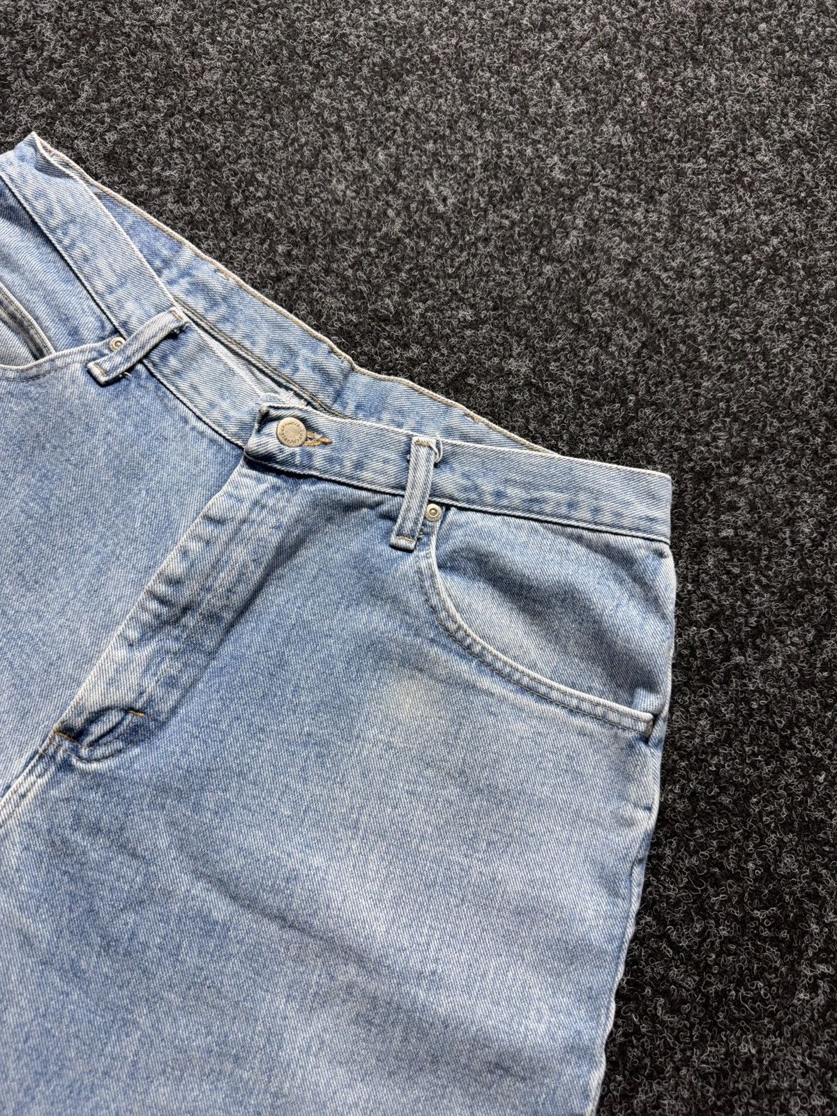 Wrangler 90s Wrangler Western USA Cowboy Light Wash Baggy Jeans Retro Size US 35 - 8 Thumbnail