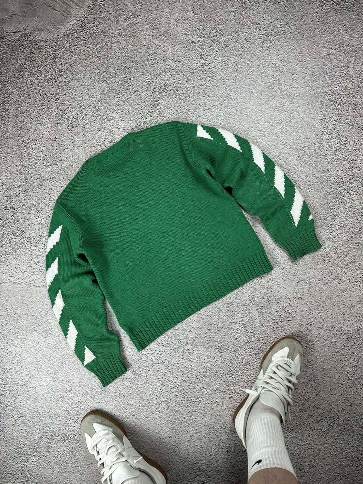 Off-White Off-White Kids Green Helvetica Sweater Y2K Size US XS / EU 42 / 0 - 6 Thumbnail