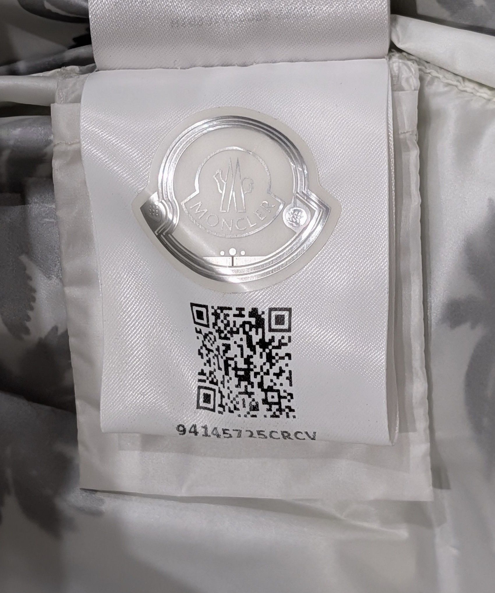 Moncler MONCLER Short Sleve Windbreaker Jacket Light Beige 2 Medium Size US M / EU 48-50 / 2 - 9 Thumbnail