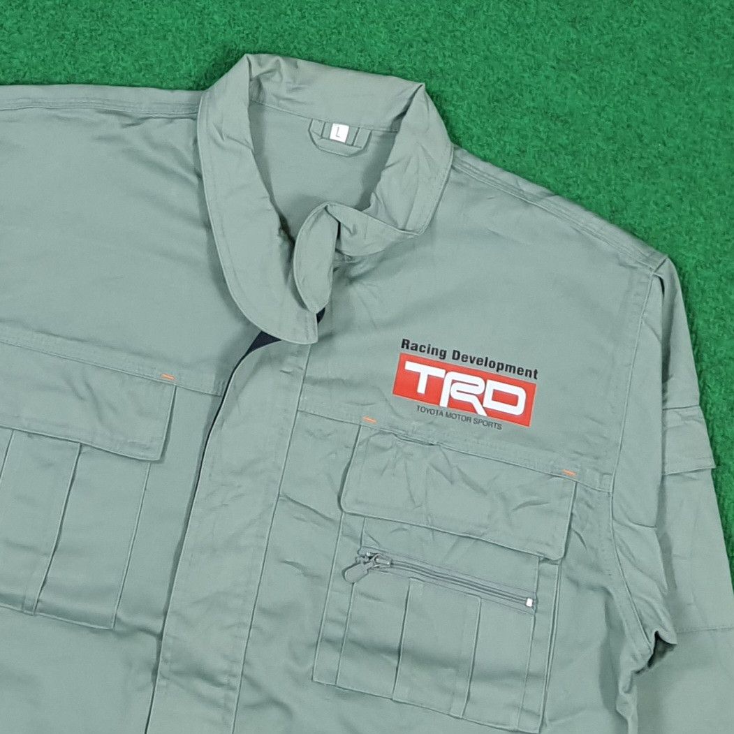 Japanese Brand Vintage TRD Toyota Motorsports Custom Logo Jacket C290N10 Size US M / EU 48-50 / 2 - 2 Thumbnail