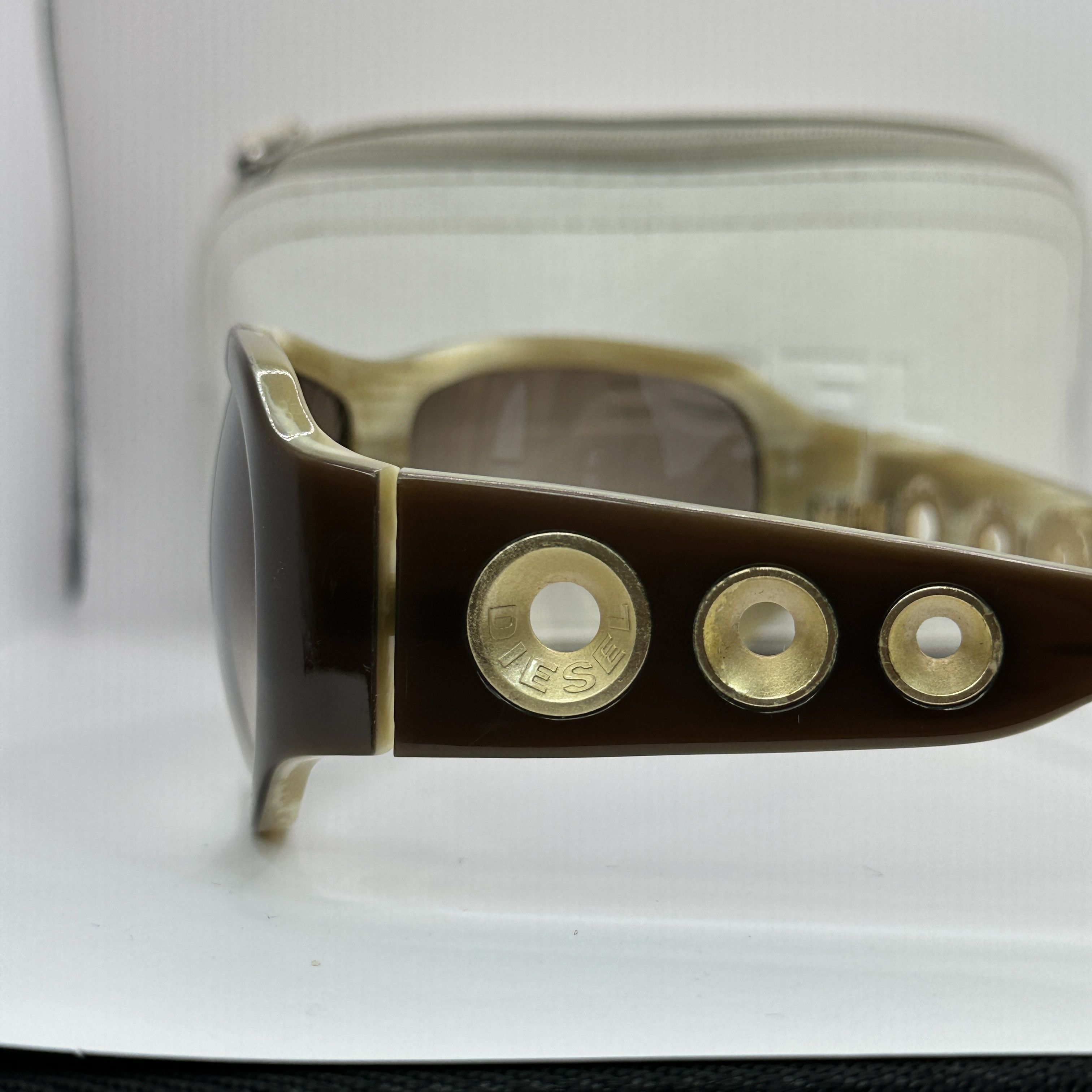 Diesel × Vintage intage Diesel Cut Out Eyelets 00s Sunglasses Size ONE SIZE - 2 Thumbnail