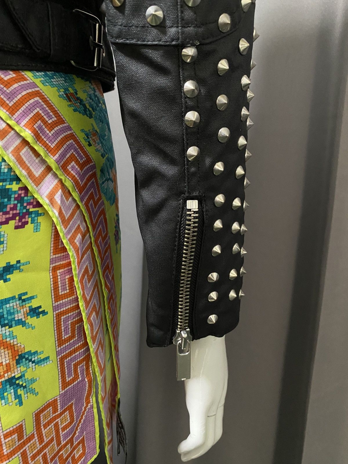 Dr. Martens Dr Martens Studded Biker Jacket Size S / US 4 / IT 40 - 20 Thumbnail