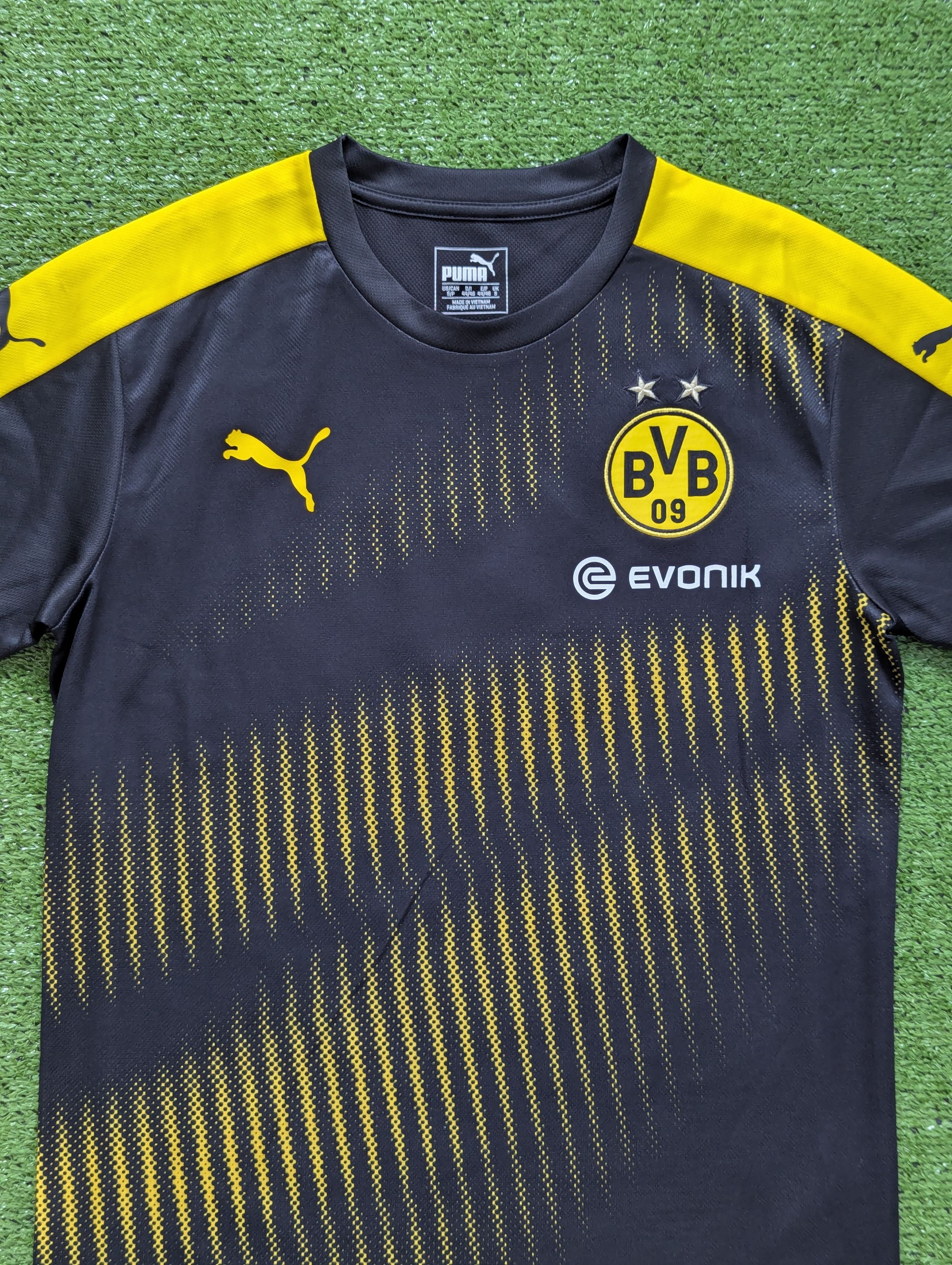 Puma BORUSSIA DORTMUND TRAINING FOOTBALL SHIRT JERSEY SIZE S PUMA Size US S / EU 44-46 / 1 - 7 Thumbnail