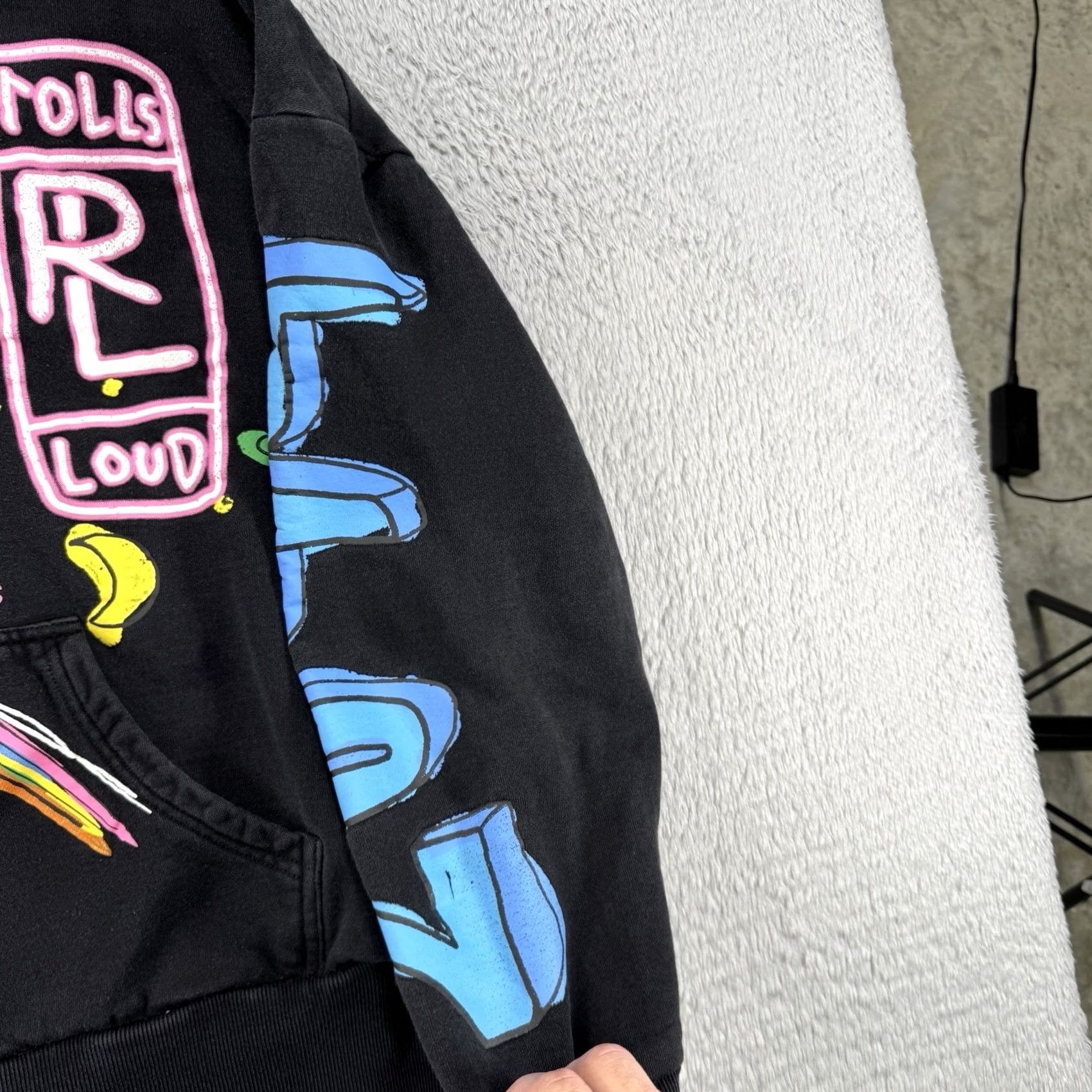 Vintage Rolling Loud hoodie Mens L Black Rainbow Oversized Pullover Sweatshirt Urban Outfitters collab Size US L / EU 52-54 / 3 - 6 Thumbnail