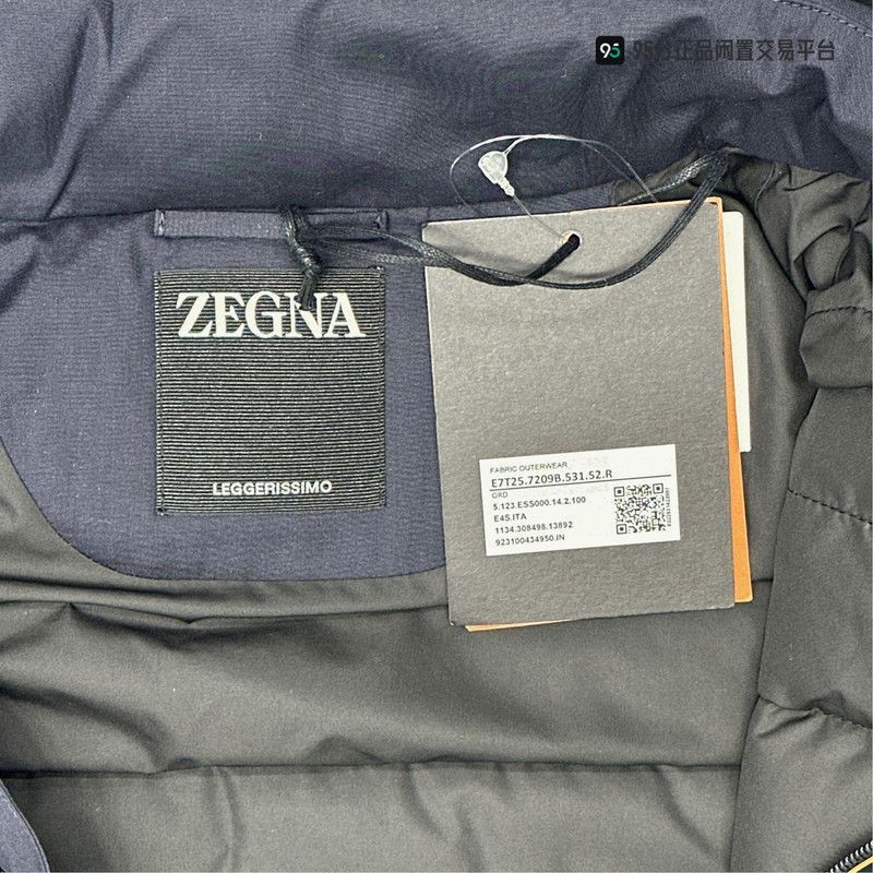 Ermenegildo Zegna Zegna FW22 Navy Quilted Hooded Down Jacket. Size US L / EU 52-54 / 3 - 3 Thumbnail