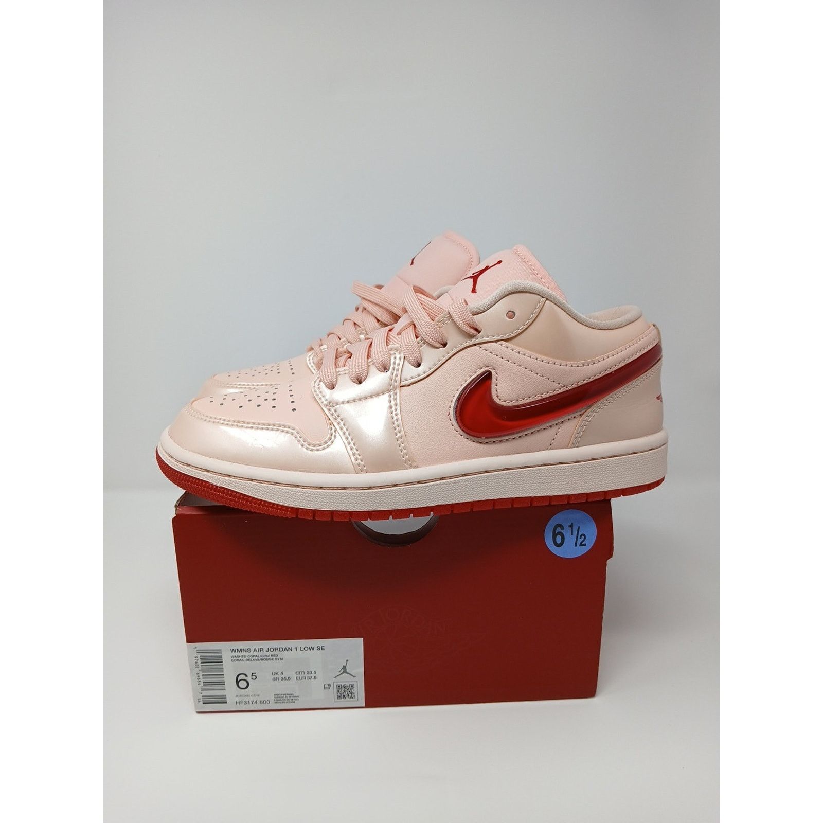 Jordan Brand Nike Air Jordan 1 SE Low Patent Valentine's Day Women Sz 6.5 Size US 6.5 / IT 36.5 - 1 Thumbnail