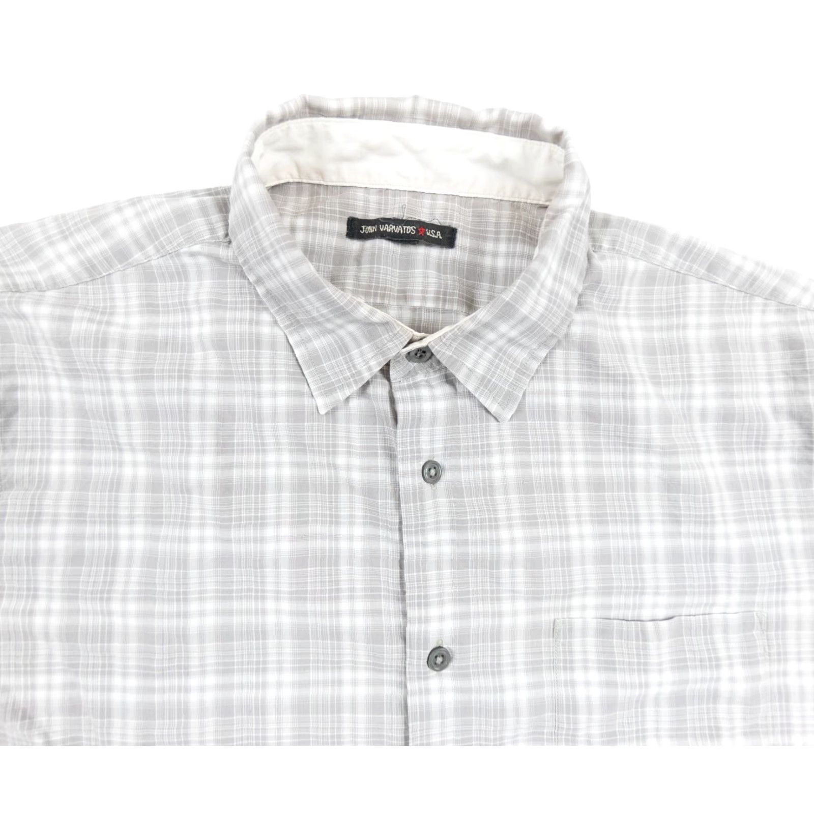 John Varvatos VINTAGE John Varvatos Men’s Button-Down Shirt Large Gray Long Sleeve Collared Cotton Country/Region of Manufacture: China (remove non-title) Size US L / EU 52-54 / 3 - 2 Thumbnail