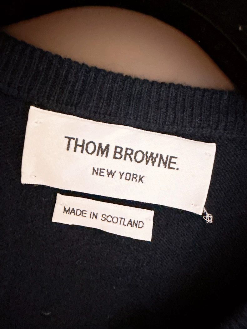 Thom Browne Thom browne Four-bar V-neck cashmere knitted cardigan jacke Size XS / US 0-2 / IT 36-38 - 7 Thumbnail