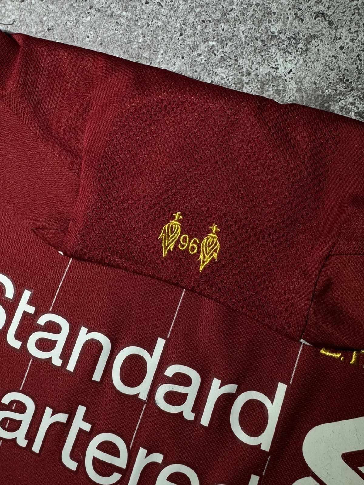 New Balance Liverpool 2019-2020 Football Jersey Home T-shirt Size US M / EU 48-50 / 2 - 8 Thumbnail