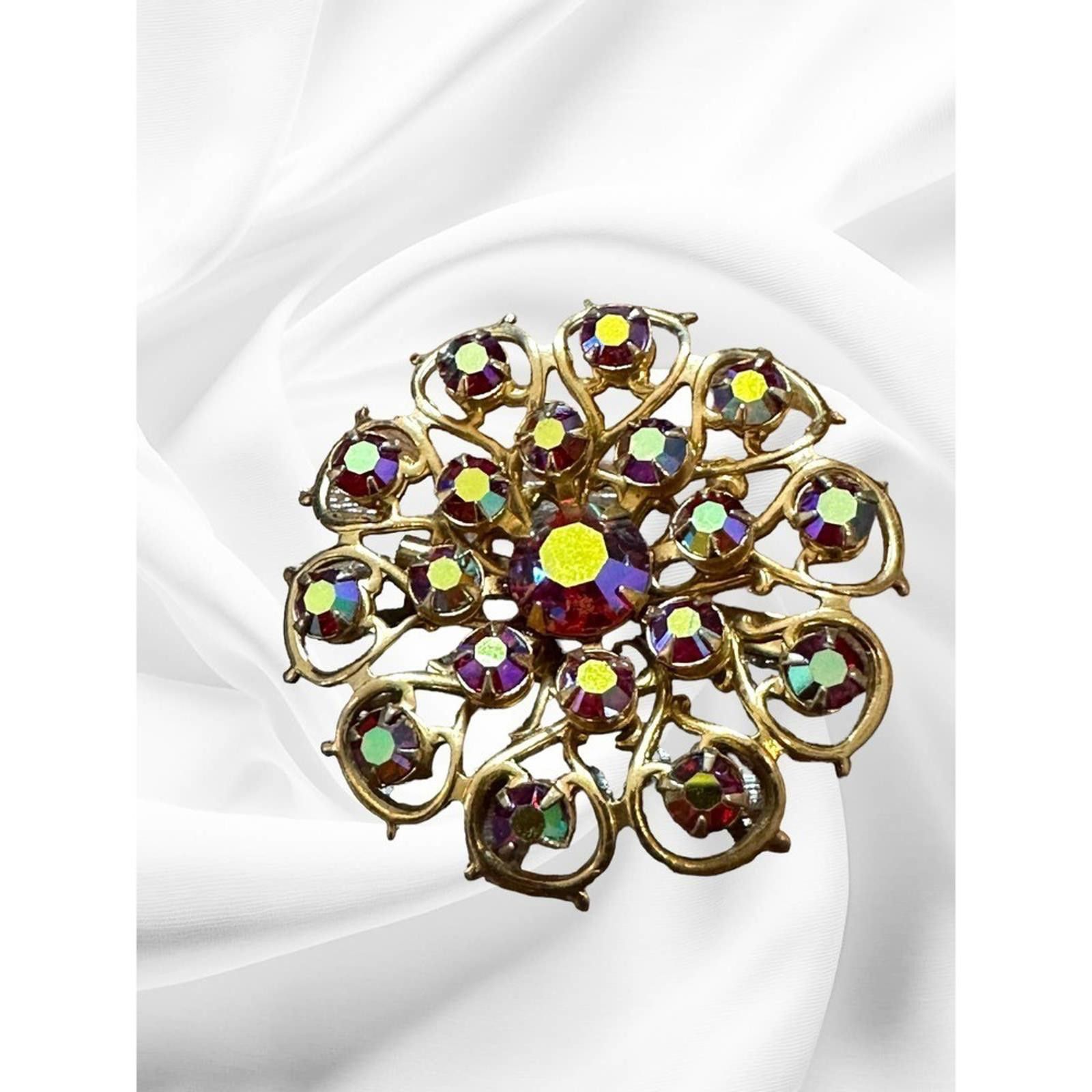 Designer Beautiful Aurora Borealis Gold Toned Brooch Size ONE SIZE - 1 Thumbnail