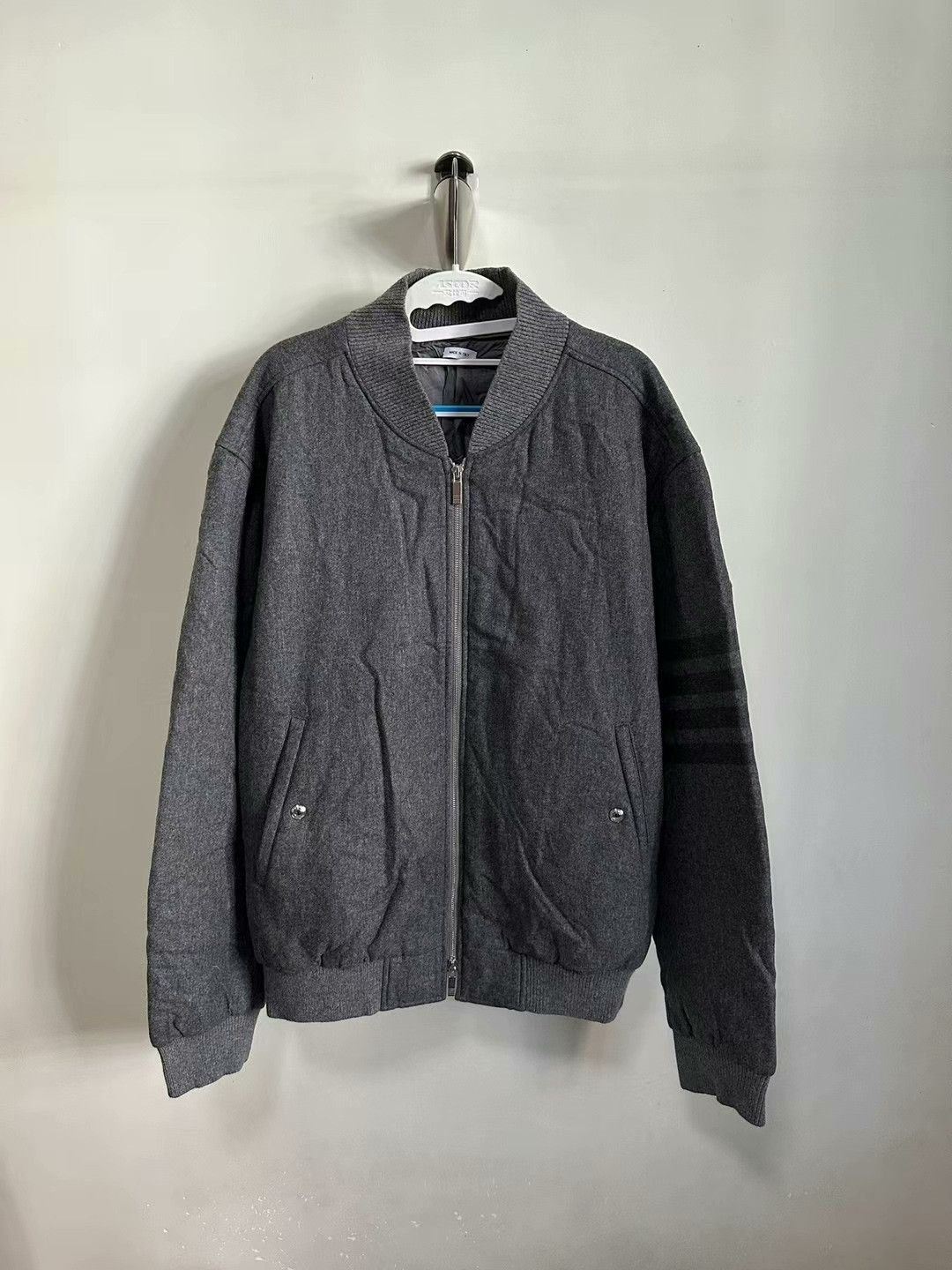 Thom Browne thom browne down bomber jacket in gray Size US L / EU 52-54 / 3 - 1 Thumbnail