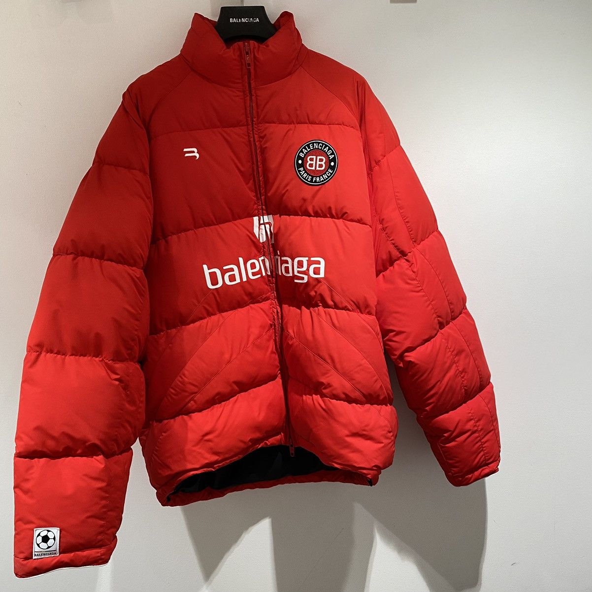 Balenciaga Balenciaga Soccer Oversized Puffer Jacket Size US L / EU 52-54 / 3 - 2 Thumbnail