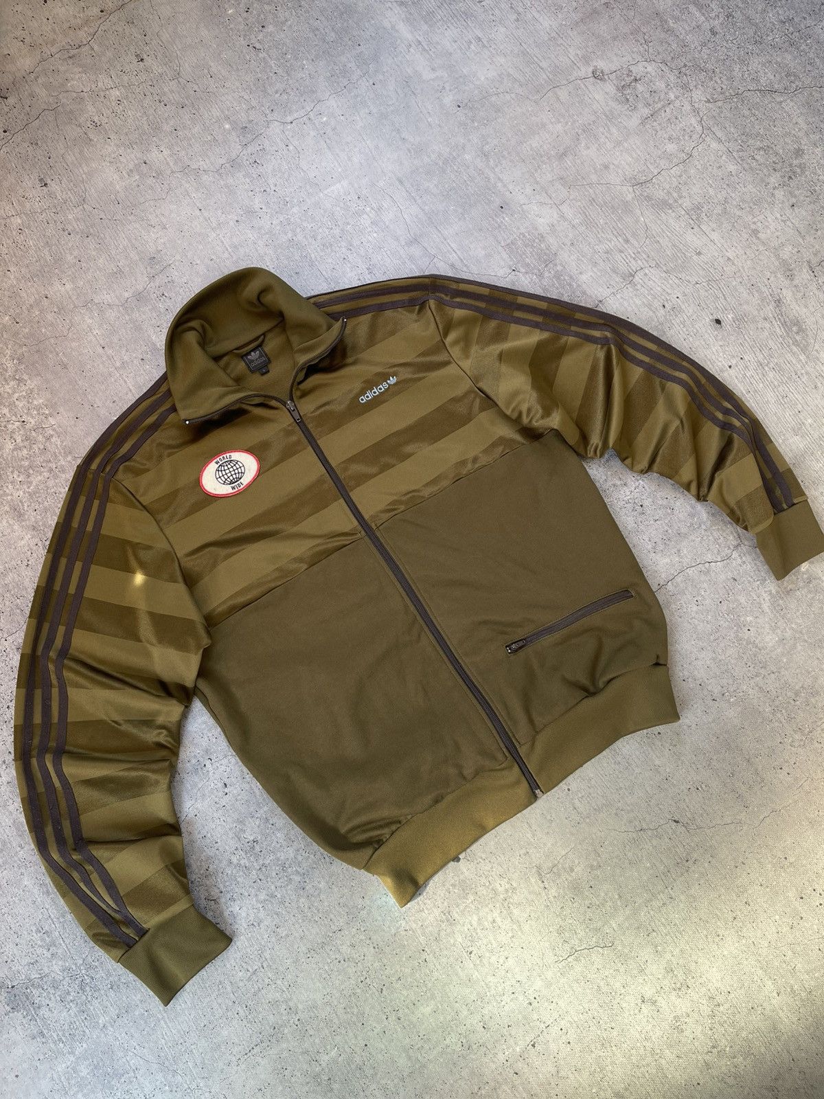 Adidas × Vintage Vintage Adidas WorldWide rare Zip Up sweatshirt Size US L / EU 52-54 / 3 - 4 Thumbnail