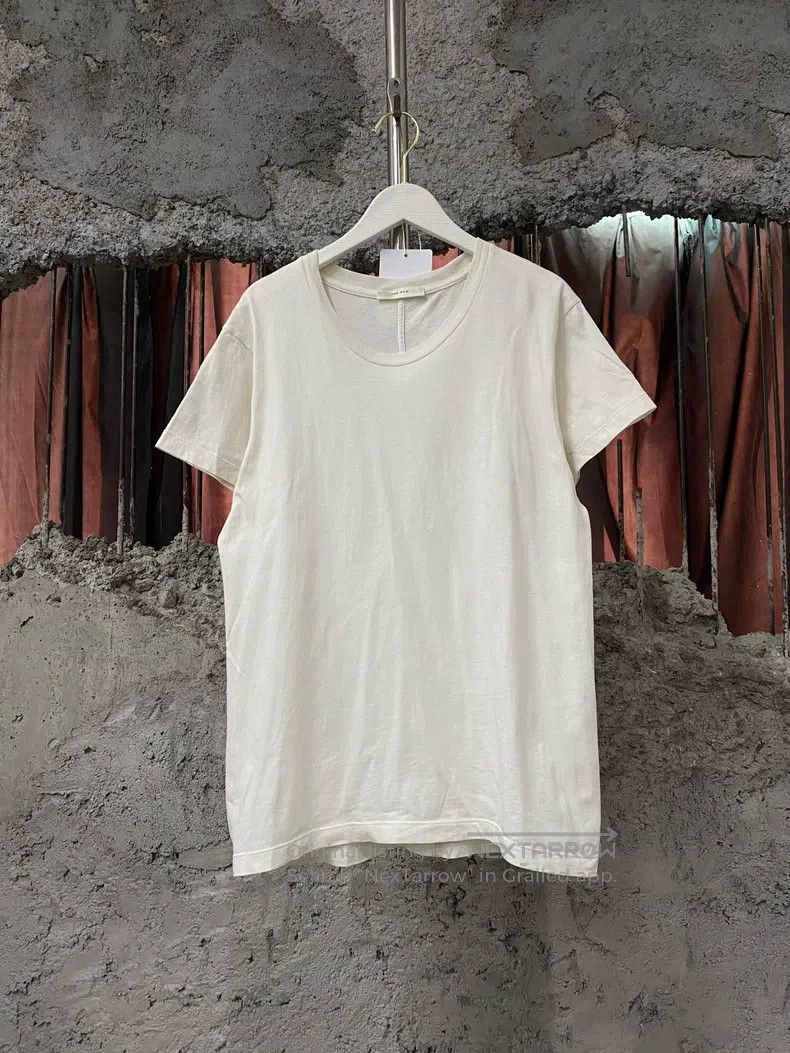The Row The Row White round neck short sleeves Size US S / EU 44-46 / 1 - 1 Thumbnail