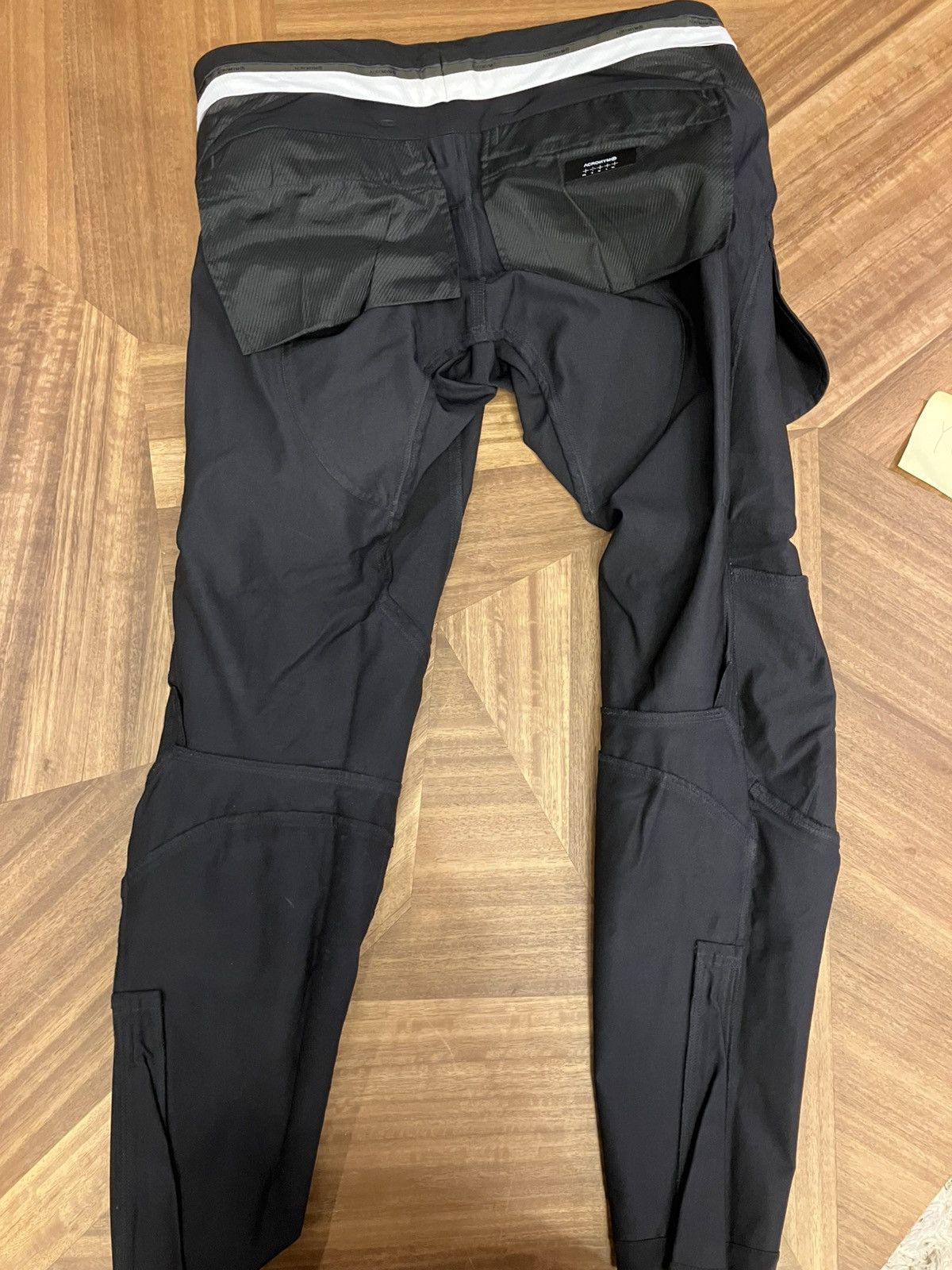 Acronym Acronym P10A-DS schoeller® Dryskin™ Articulated Cargo Pant Size US 30 / EU 46 - 13 Thumbnail