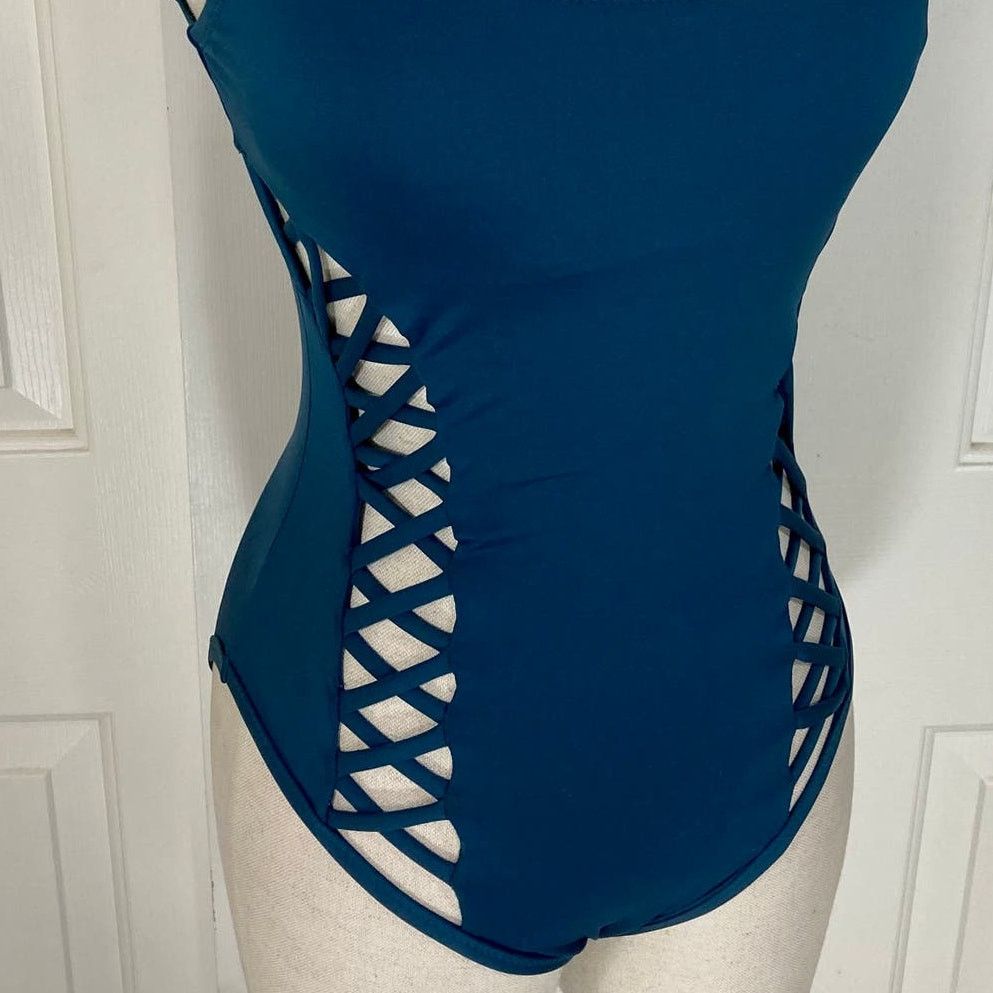 Red Carter Lattice strap one piece swimsuit New Red Carter bathing suit Size ONE SIZE - 9 Thumbnail