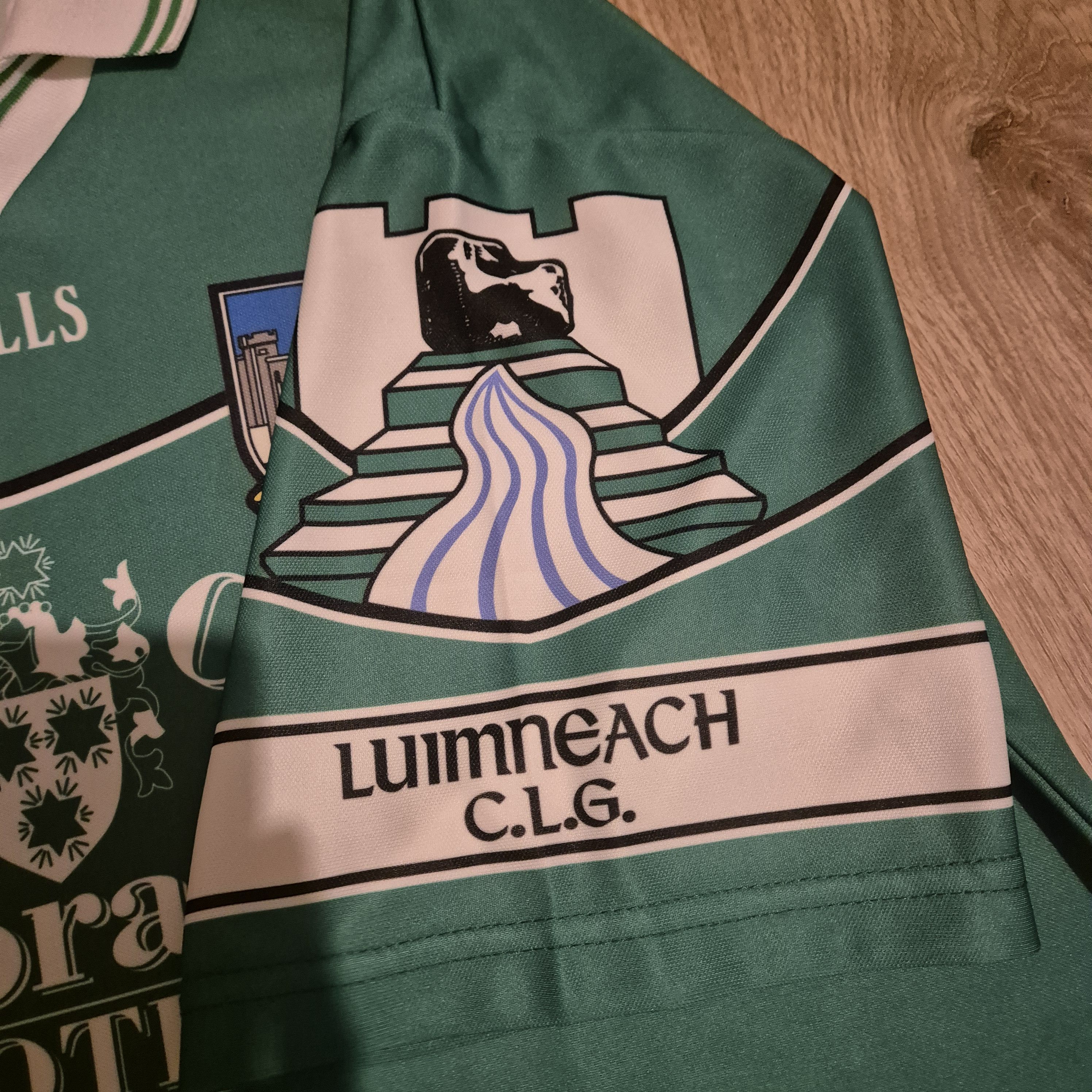 O'Neill 2001-02 Limerick GAA (Luimneach) Match (Moran)Home Jersey Size US M / EU 48-50 / 2 - 4 Thumbnail