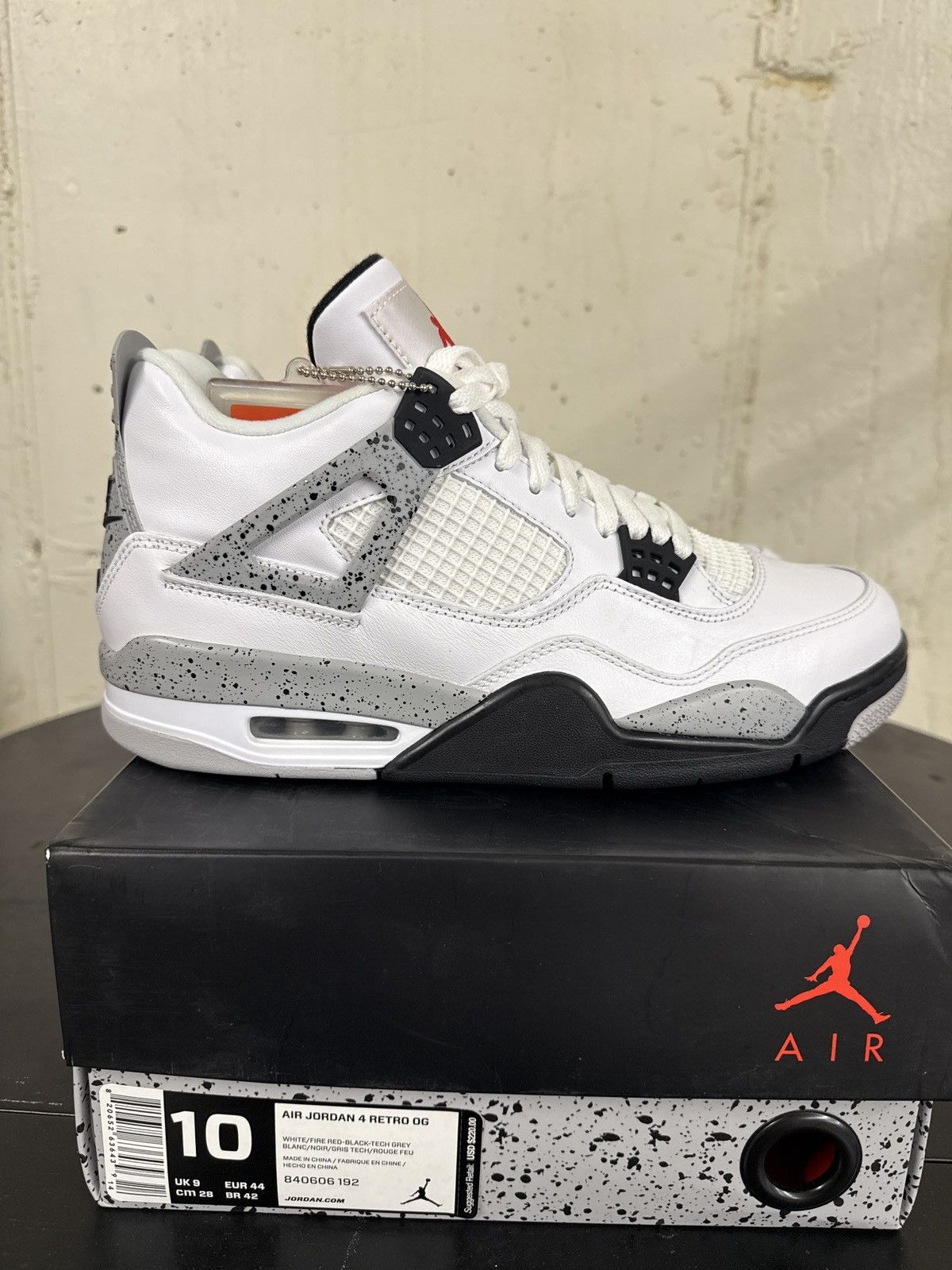 Jordan Brand × Nike Jordan 4 cement 2016 Size US 10 / EU 43 - 4 Thumbnail