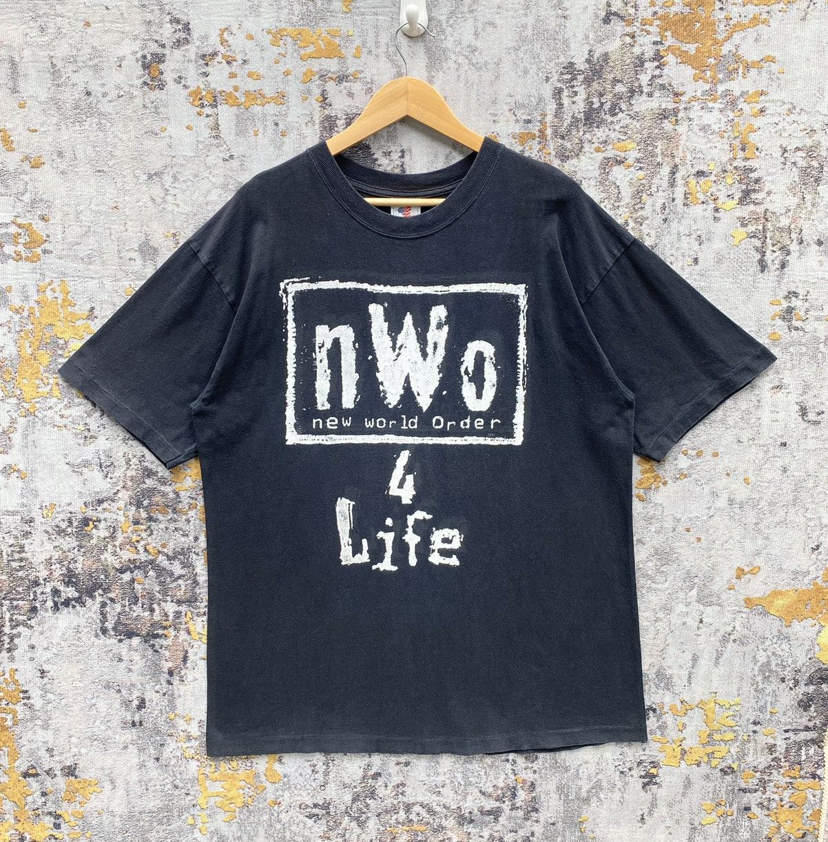 Vintage Vintage Nwo New World Order 4 Life Shirt Size US XL / EU 56 / 4 - 1 Thumbnail