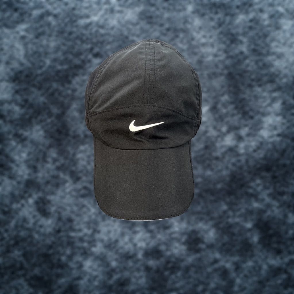 Nike NIKE Hat Mens 7 Panel Strapback Reflective Featherlight Dri-fit Black Tailwind One Size Adjustable Breathable Lightweight Sports Cap Size ONE SIZE - 1 Thumbnail