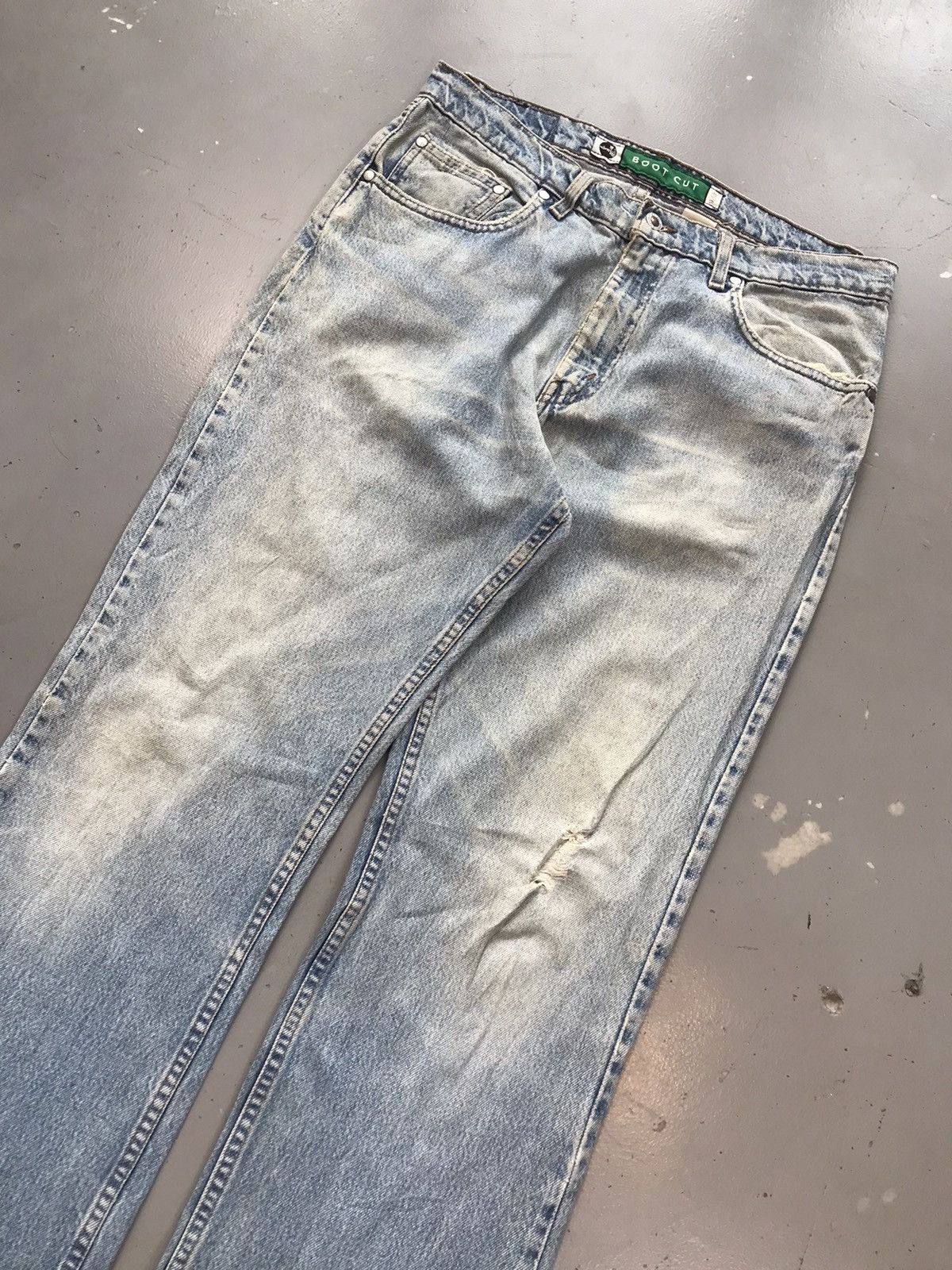 Levi's × Vintage Vintage Levi’s silver tab distressed denim Size US 34 / EU 50 - 4 Thumbnail