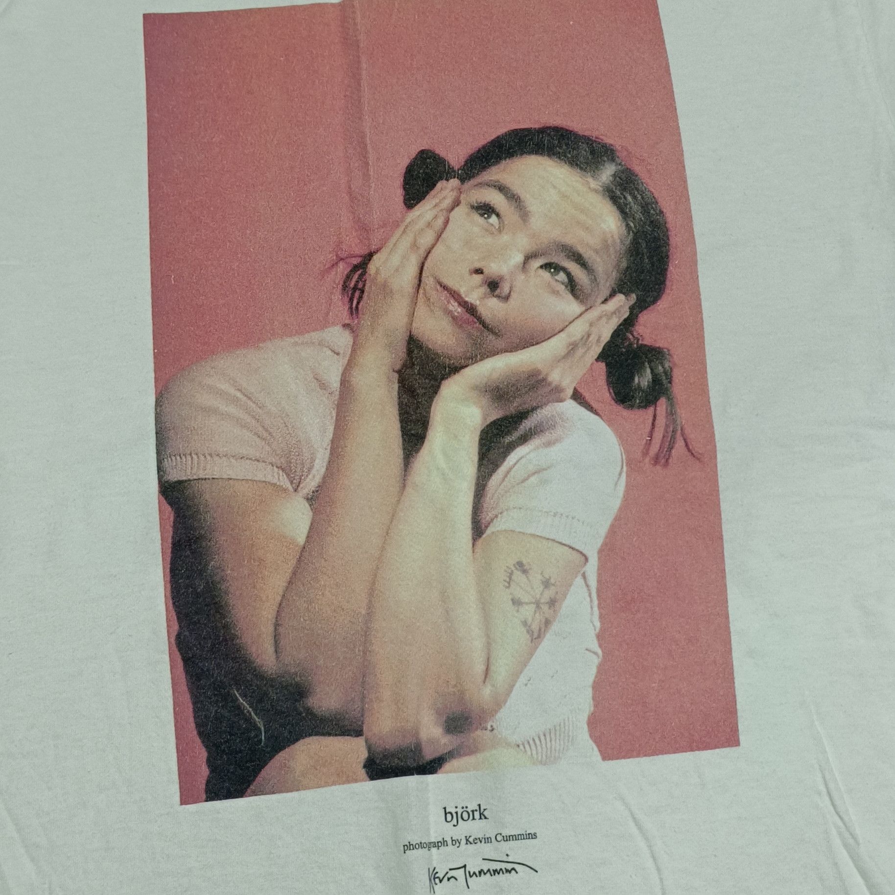 Band Tees Rare Bjork photo tee by Kevin Cummins Size US M / EU 48-50 / 2 - 2 Thumbnail