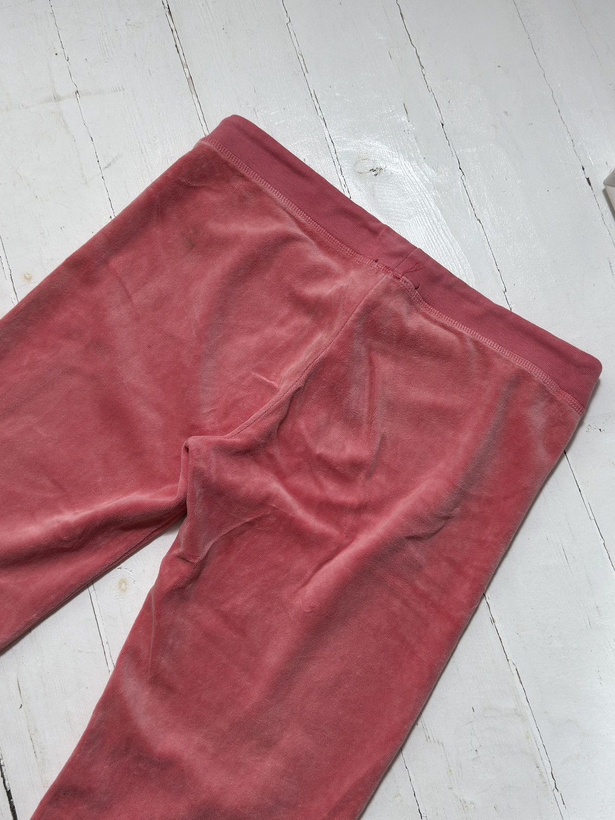 Juicy Couture VINTAGE VELOUR JUICY COUTURE 2000s PINK PANTS Size 30" / US 8 / IT 44 - 6 Thumbnail